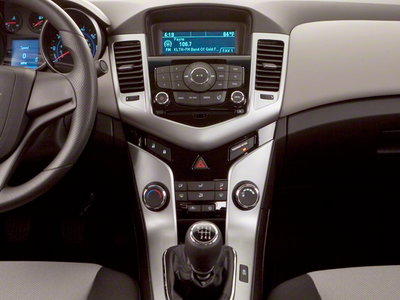 2011 Chevrolet Cruze 2LT