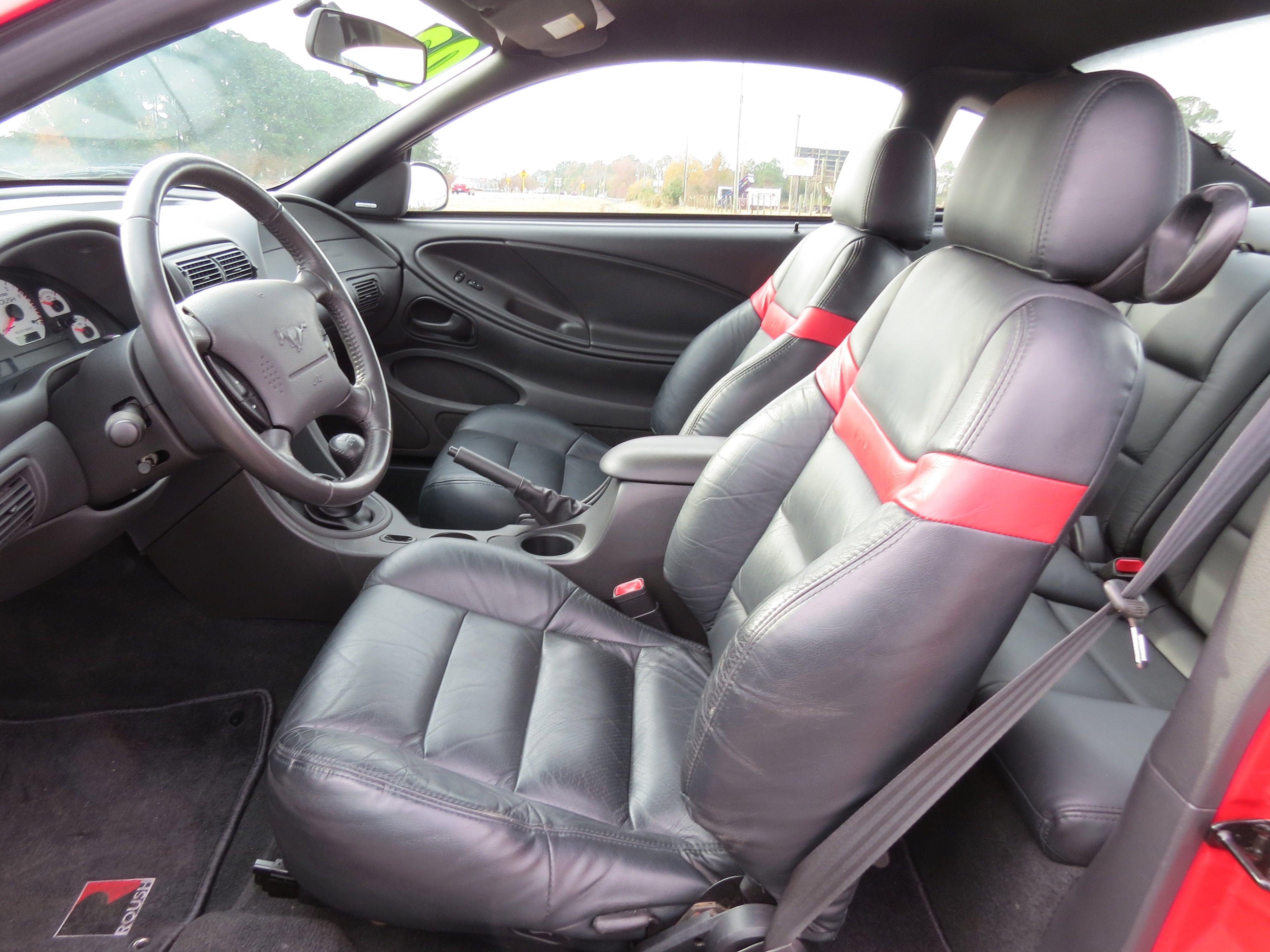 2002 Ford Mustang GT Deluxe