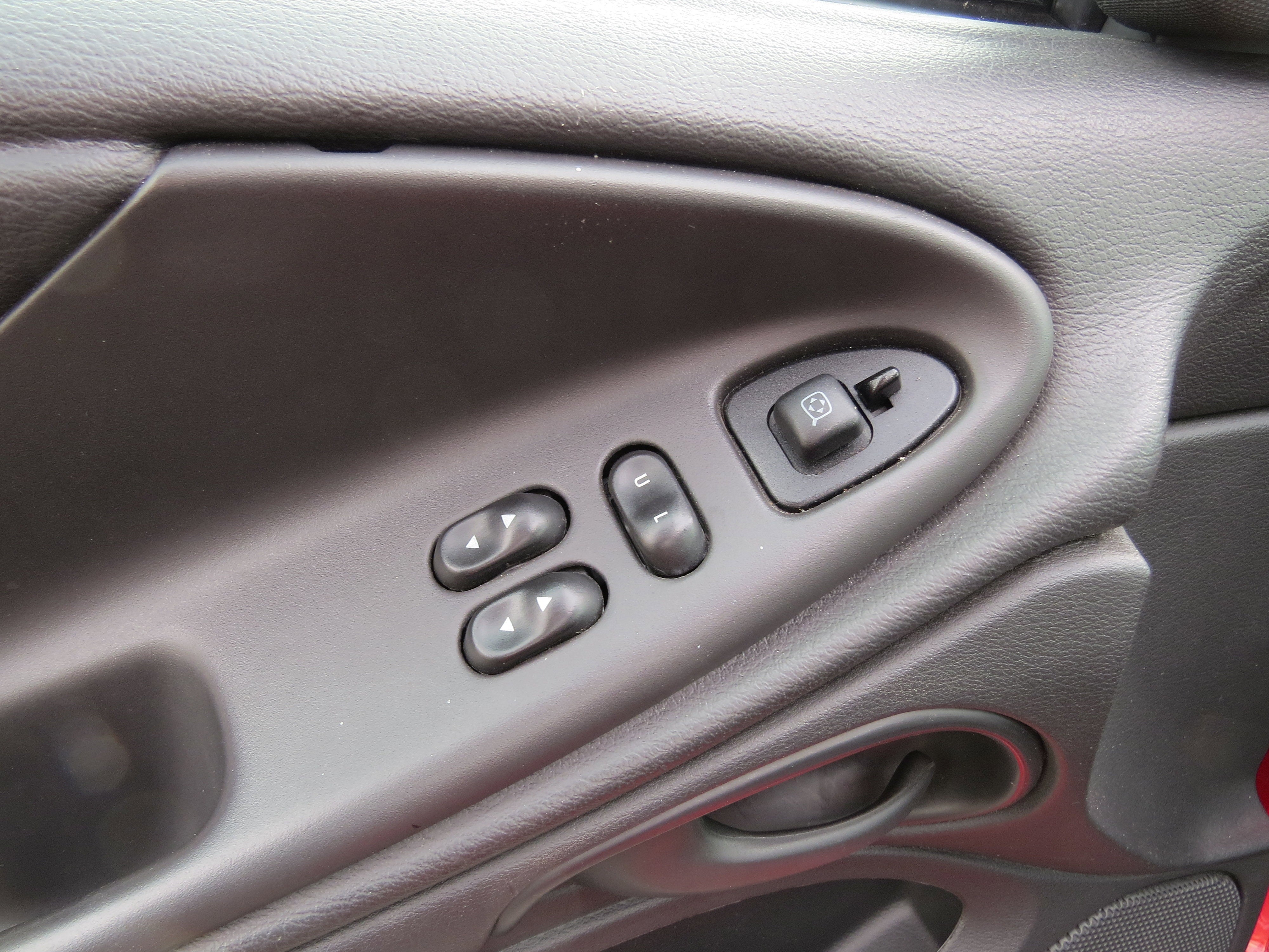 2002 Ford Mustang GT Deluxe