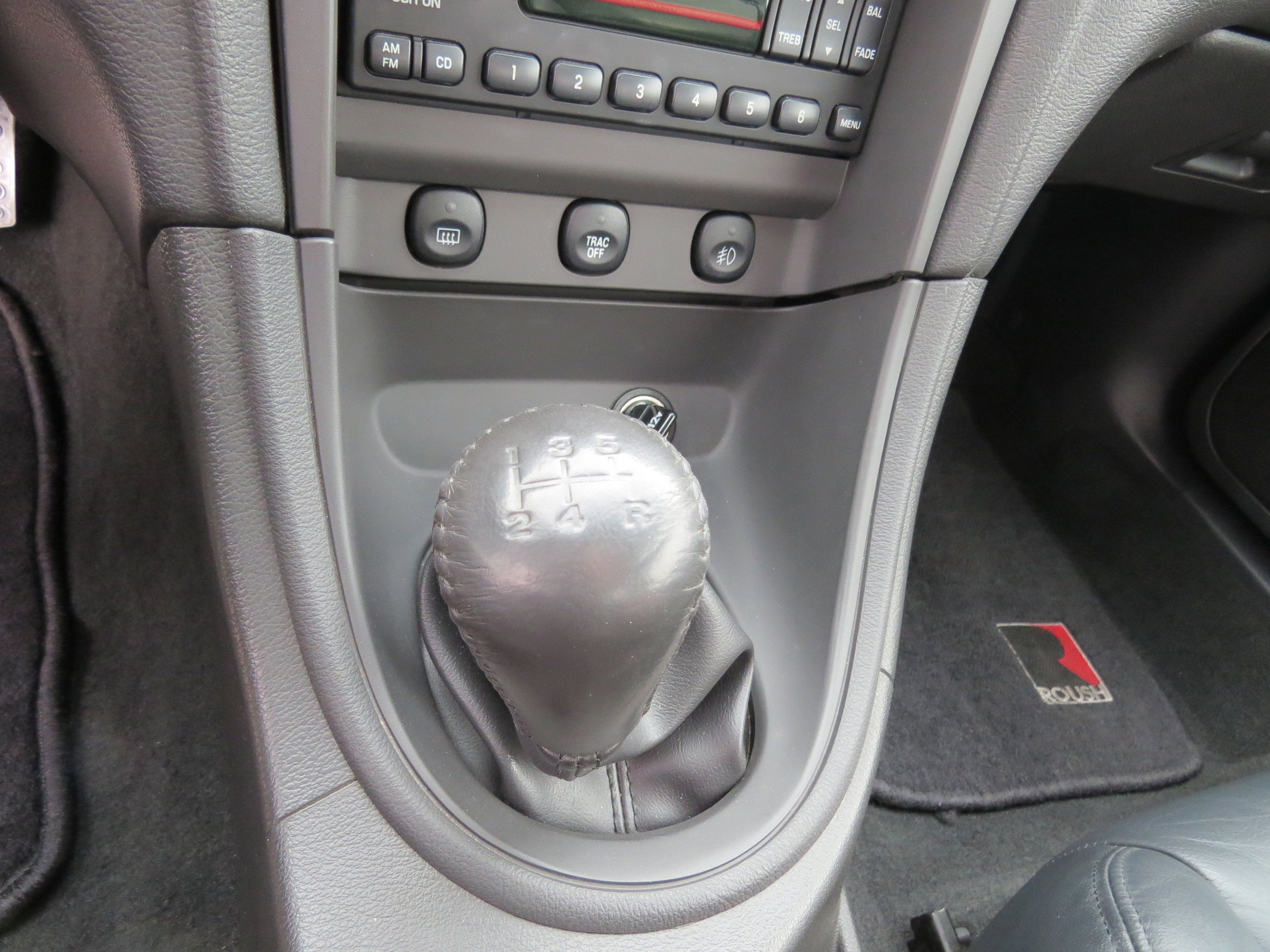 2002 Ford Mustang GT Deluxe