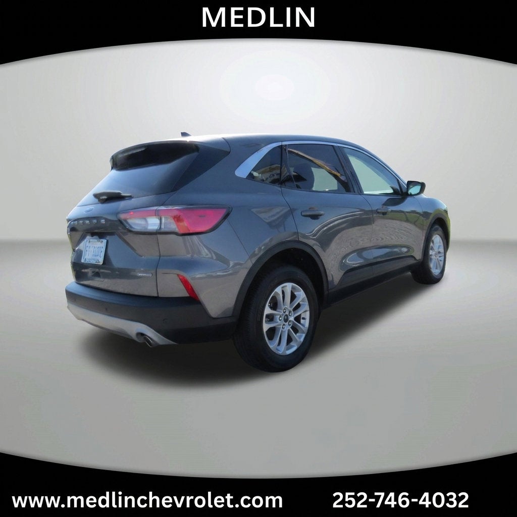 2022 Ford Escape SE Hybrid