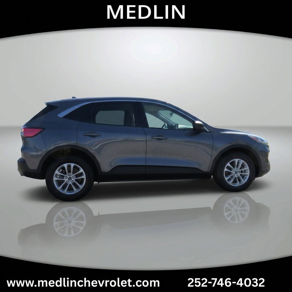 2022 Ford Escape SE Hybrid