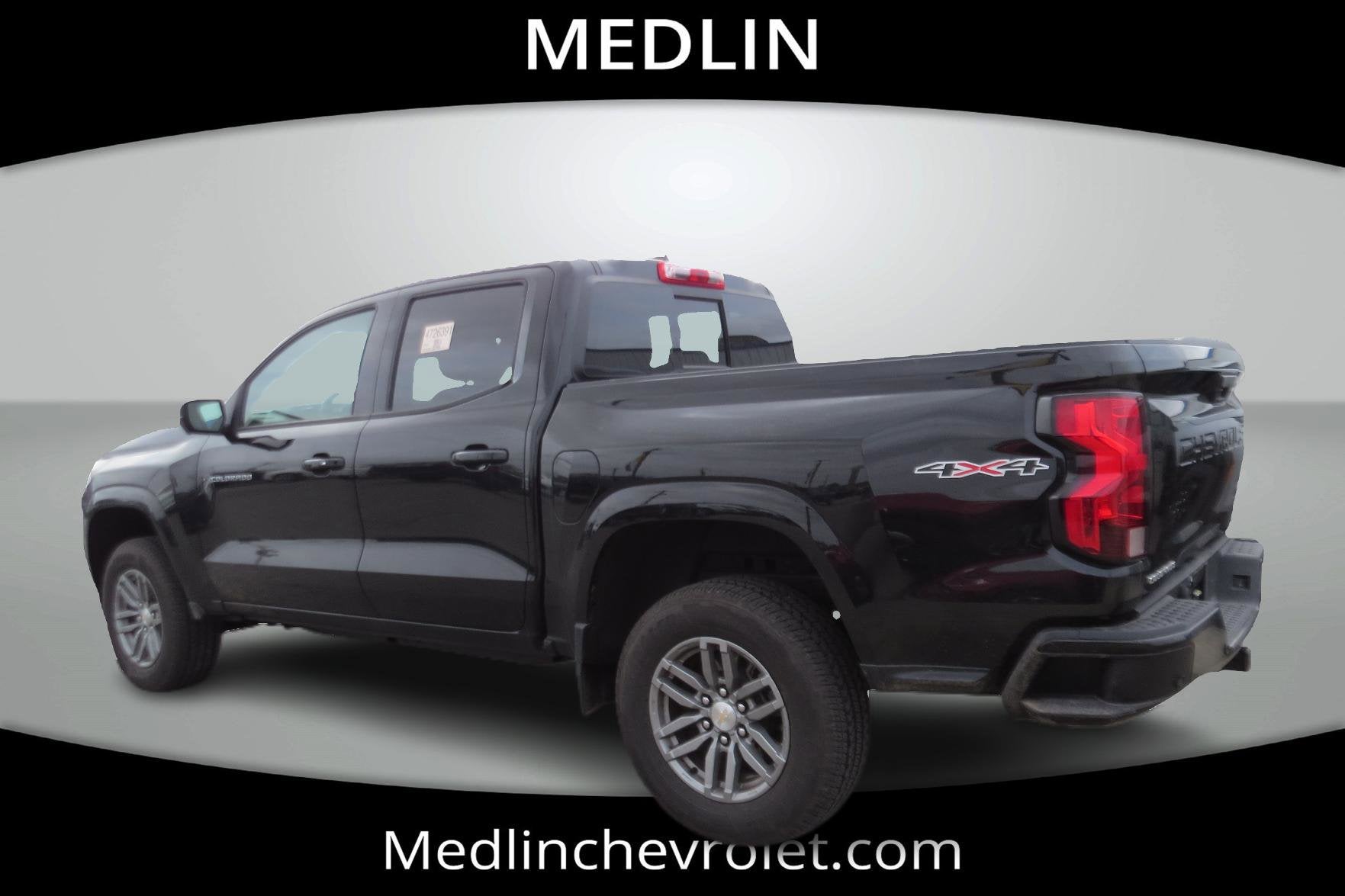 2025 Chevrolet Colorado WT/LT