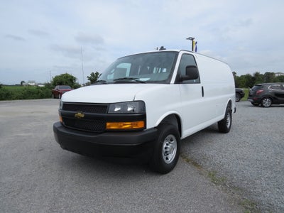2025 Chevrolet Express Cargo WT