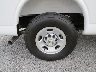 2025 Chevrolet Express Cargo WT