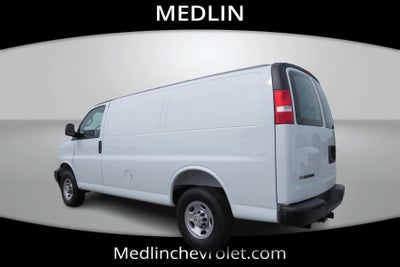 2025 Chevrolet Express Cargo WT