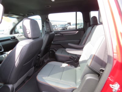 2025 GMC Acadia AT4