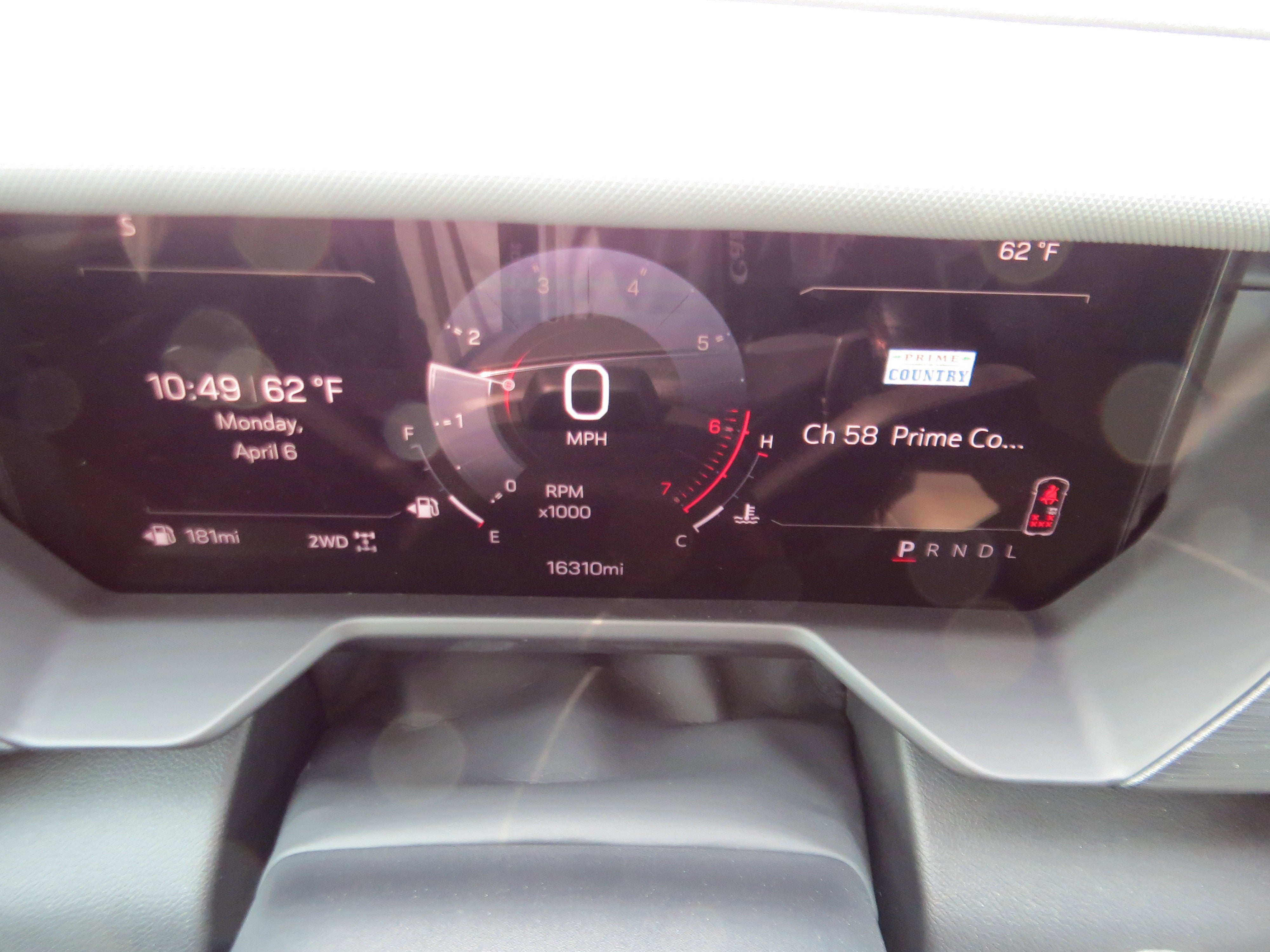 2025 GMC Acadia AT4
