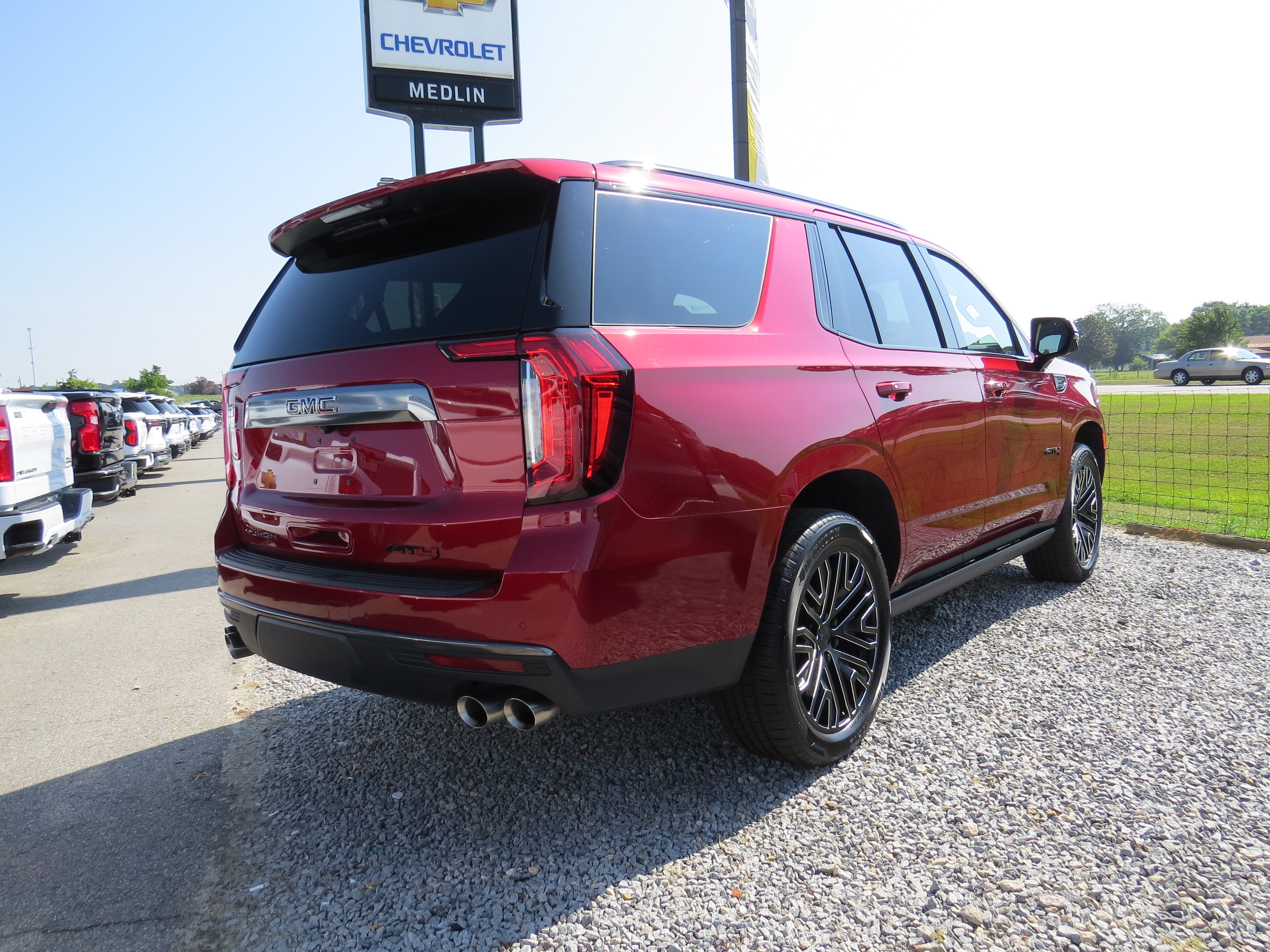 2022 GMC Yukon AT4