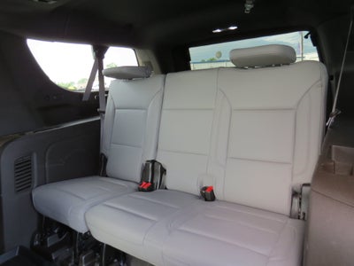 2025 Chevrolet Suburban LT