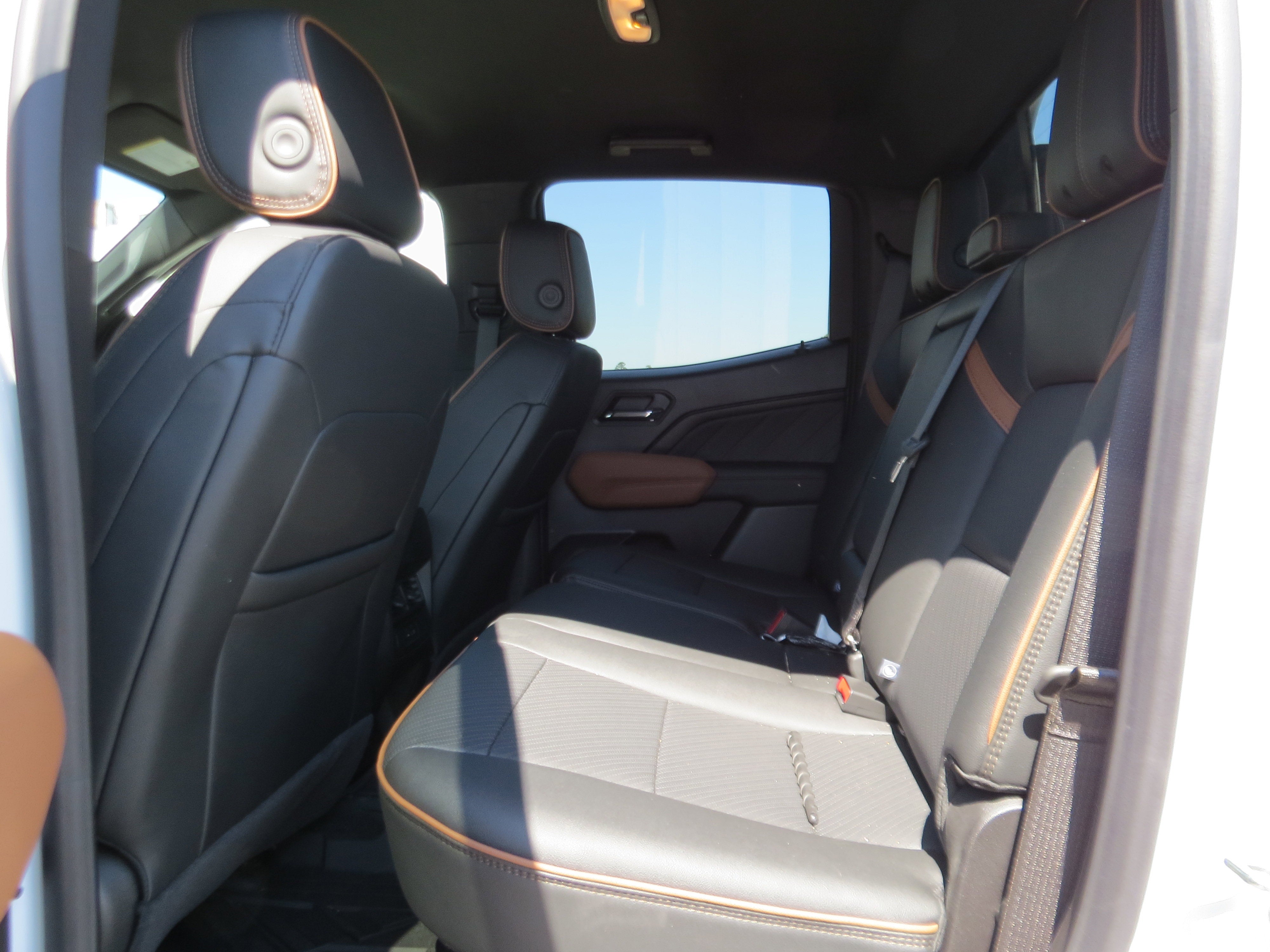 2025 GMC Canyon AT4