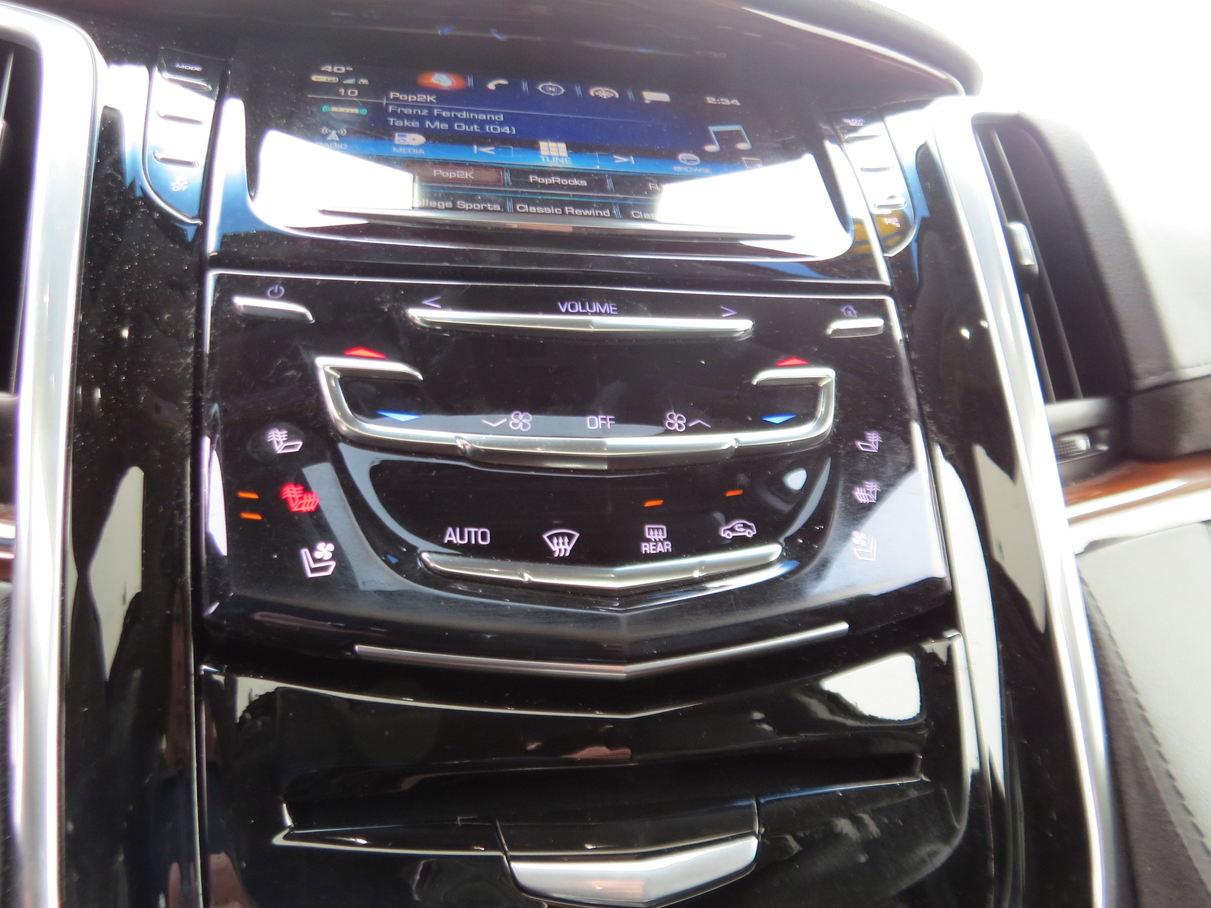 2020 Cadillac Escalade Luxury