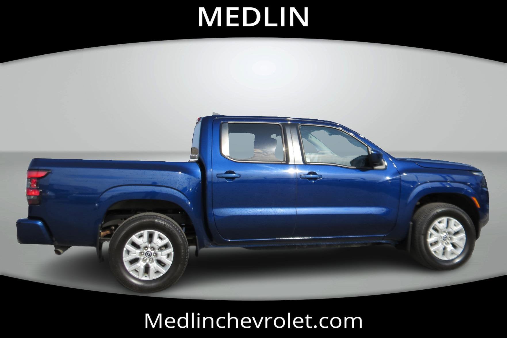 2023 Nissan Frontier SV