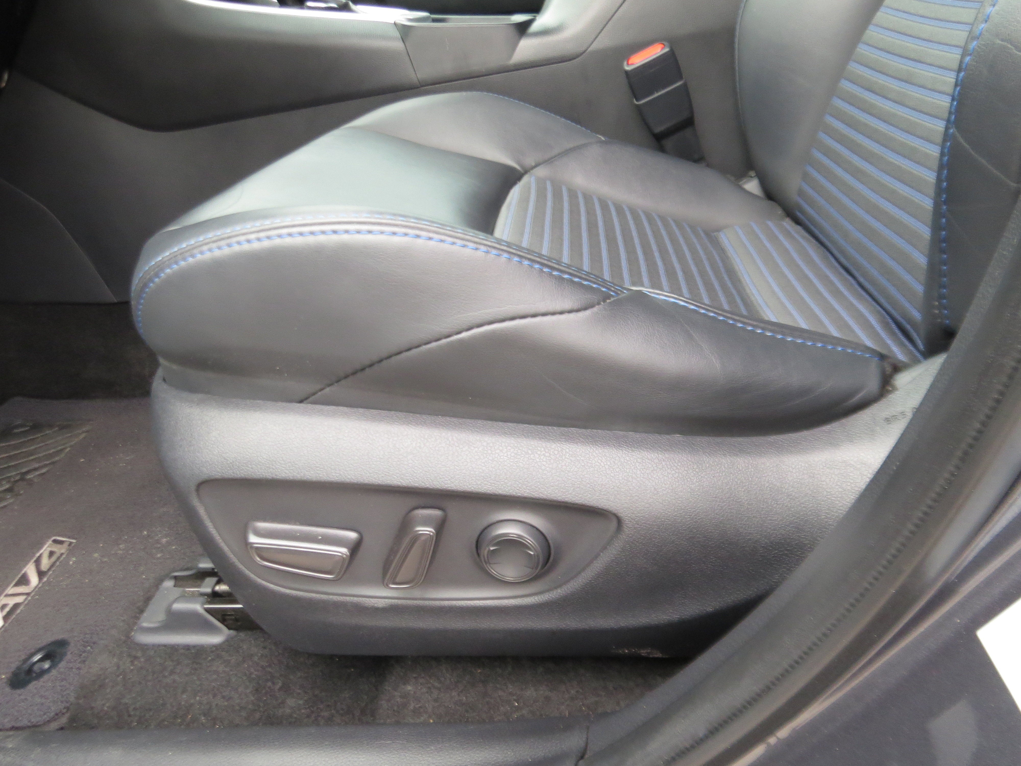 2019 Toyota RAV4 Hybrid XSE