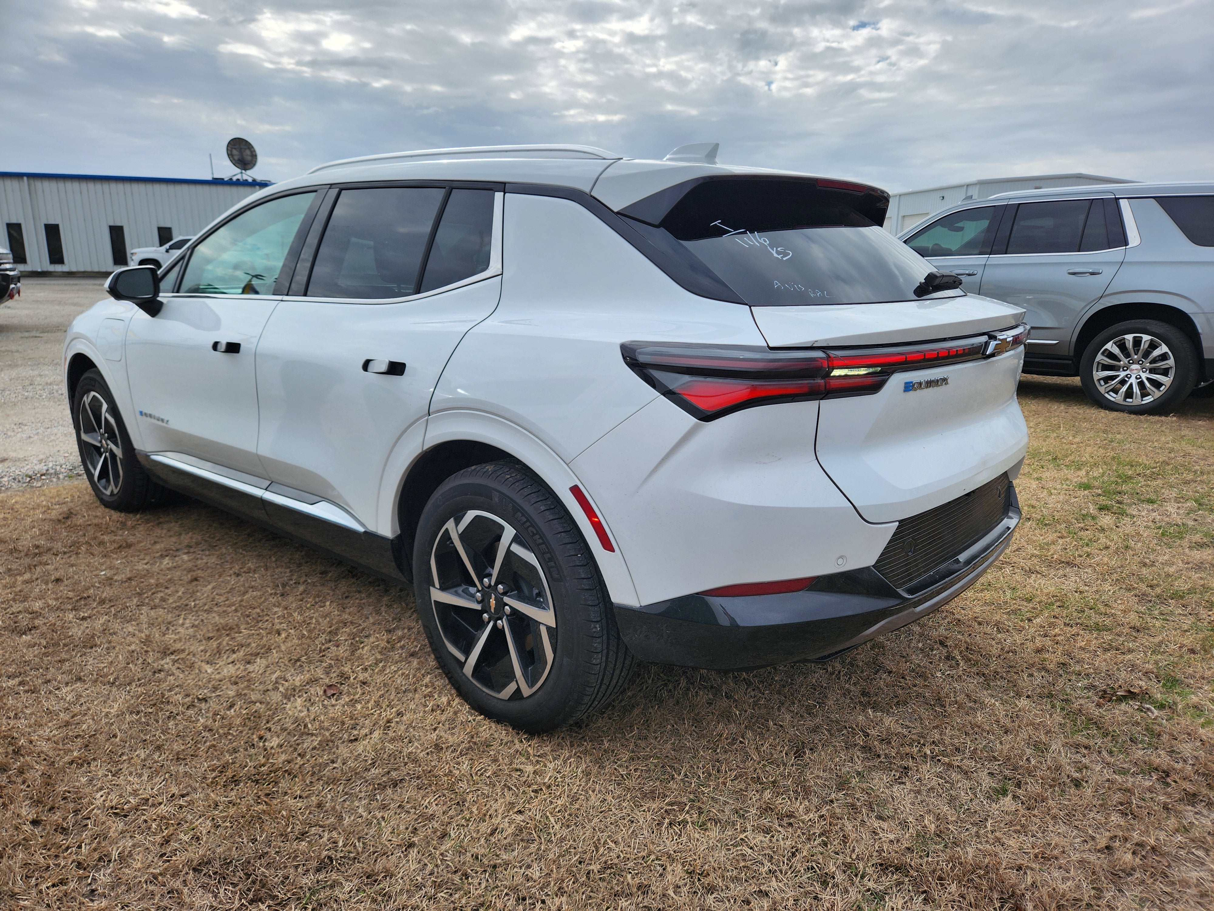 2025 Chevrolet Equinox EV LT