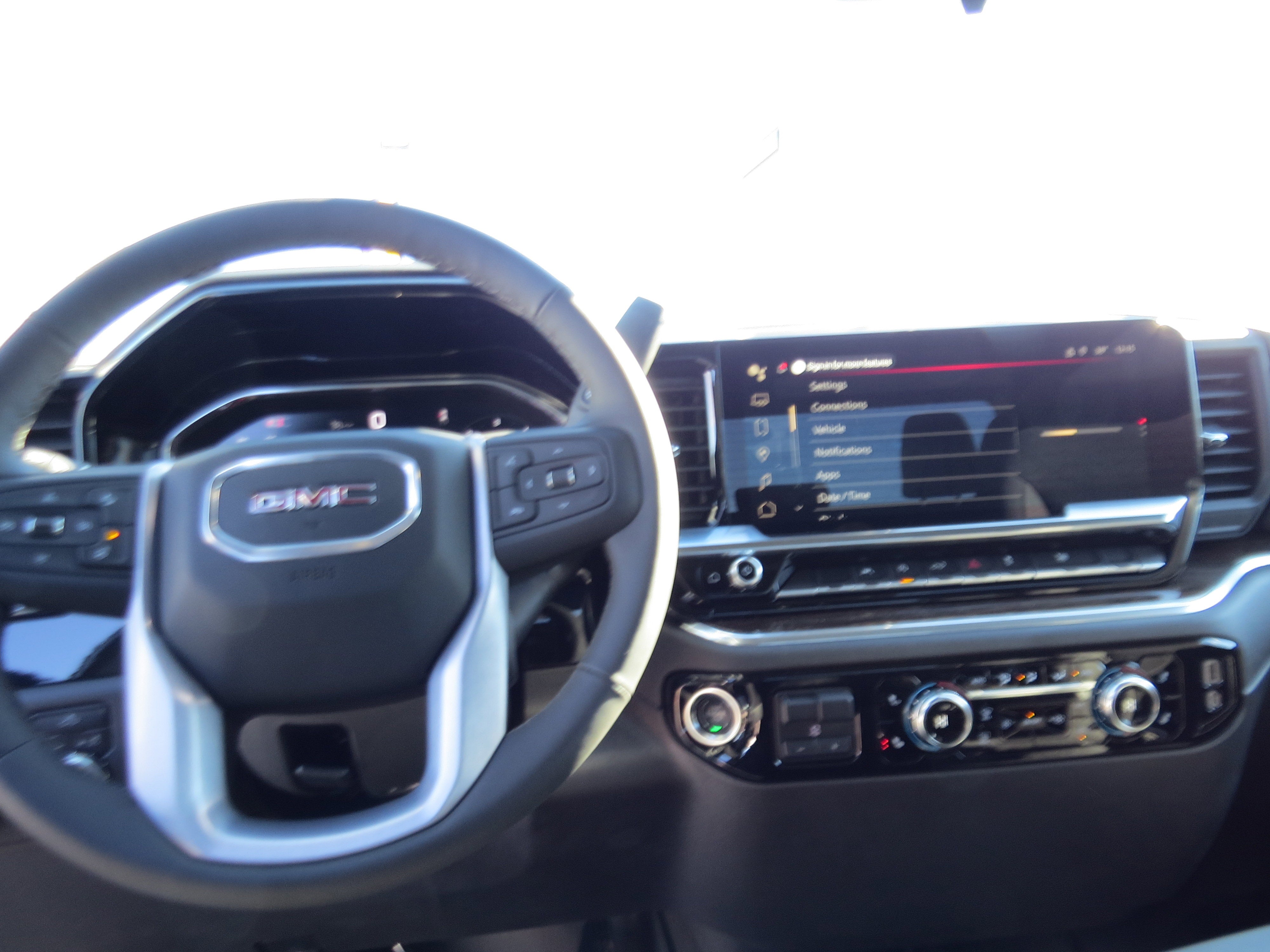 2025 GMC Sierra 1500 Elevation