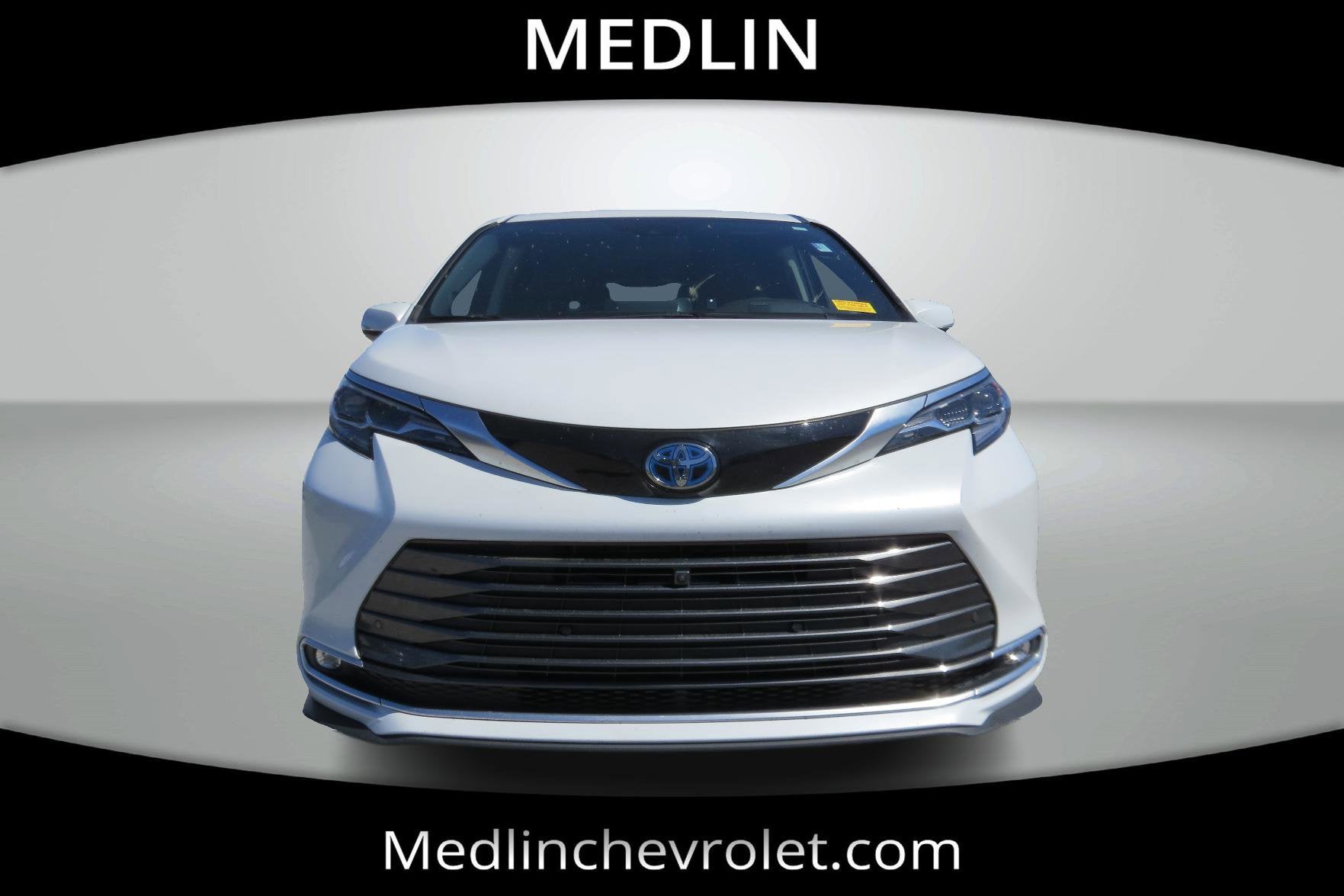 2024 Toyota Sienna Platinum