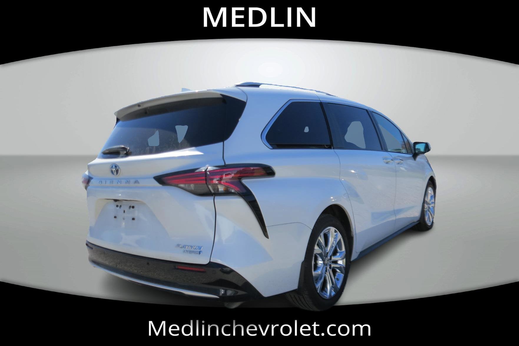 2024 Toyota Sienna Platinum