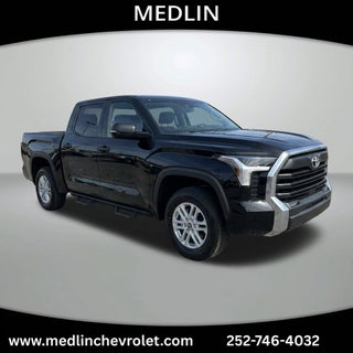 2024 Toyota Tundra 4WD SR5