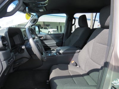 2024 Toyota Land Cruiser 4WD (Natl)