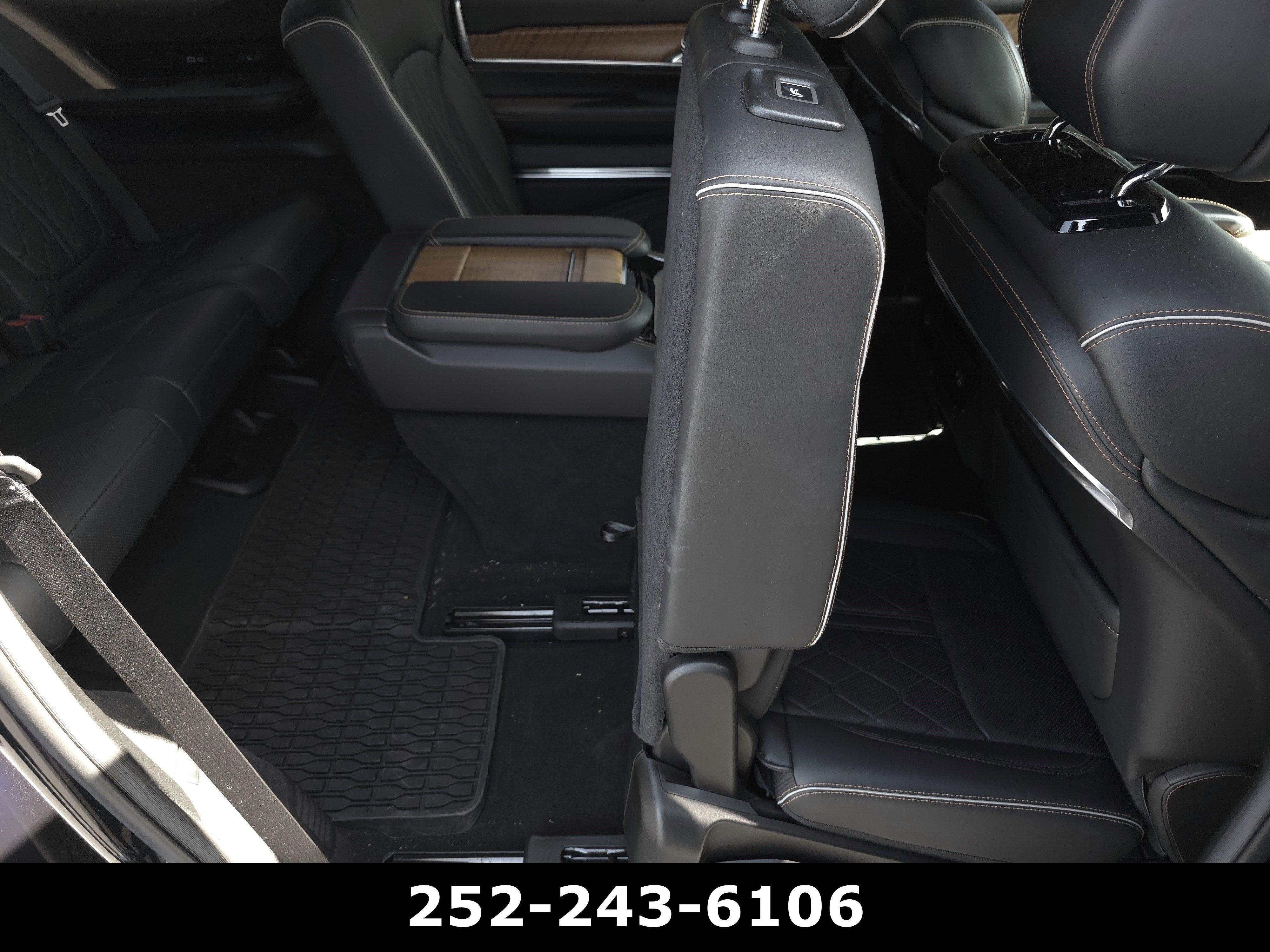 2023 Jeep Grand Wagoneer Series III