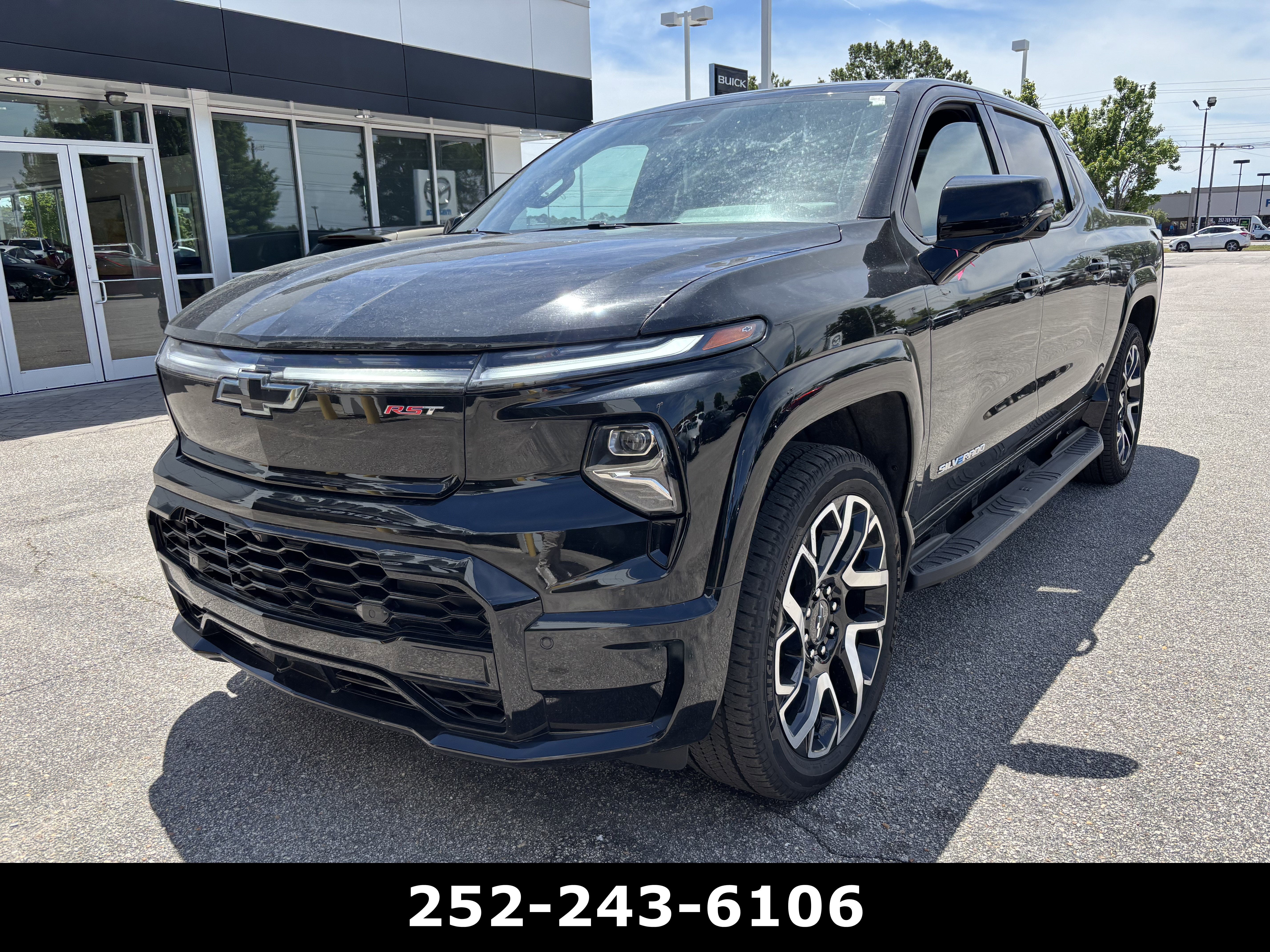 2025 Chevrolet Silverado EV RST - Max Range