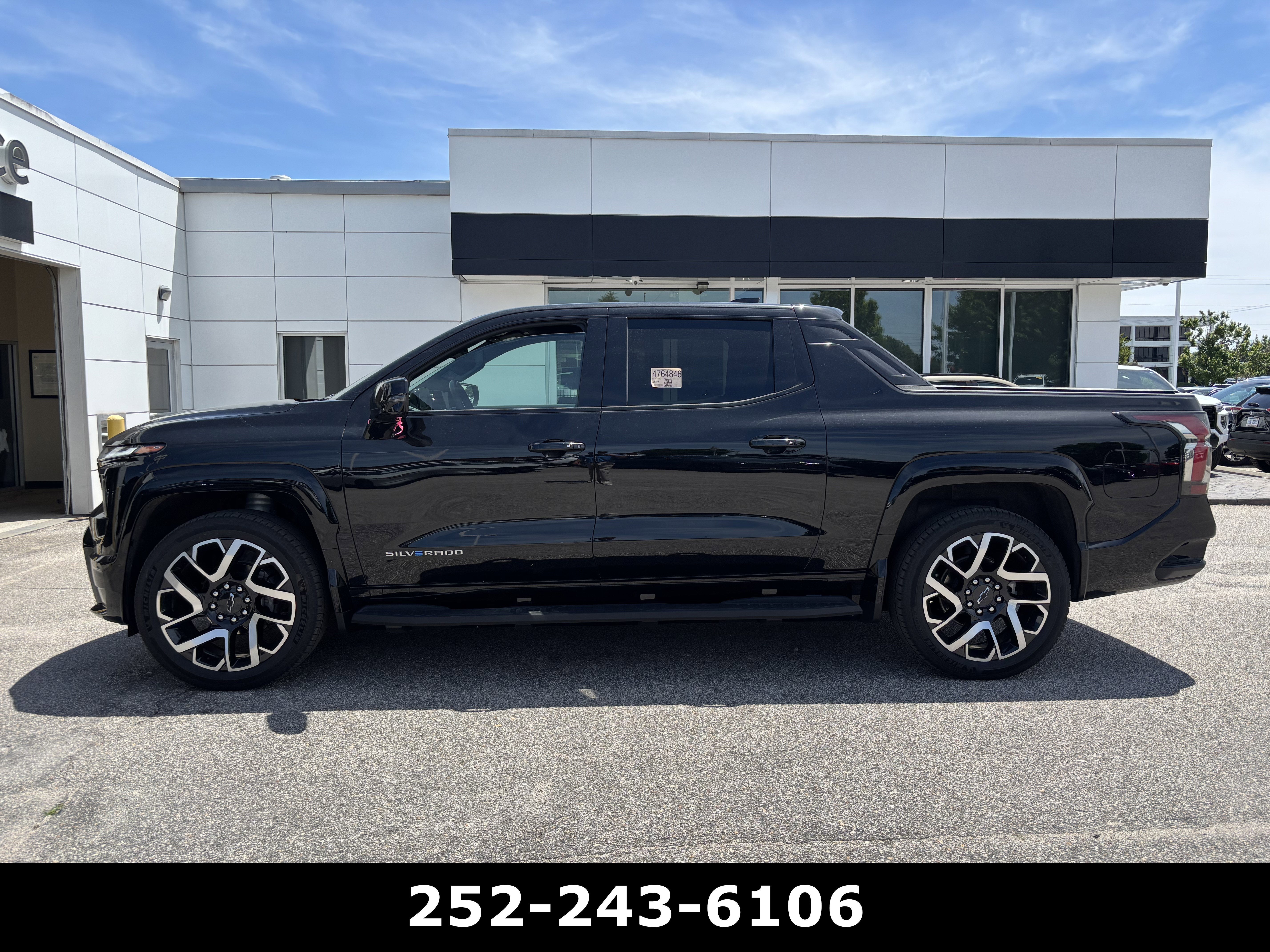 2025 Chevrolet Silverado EV RST - Max Range