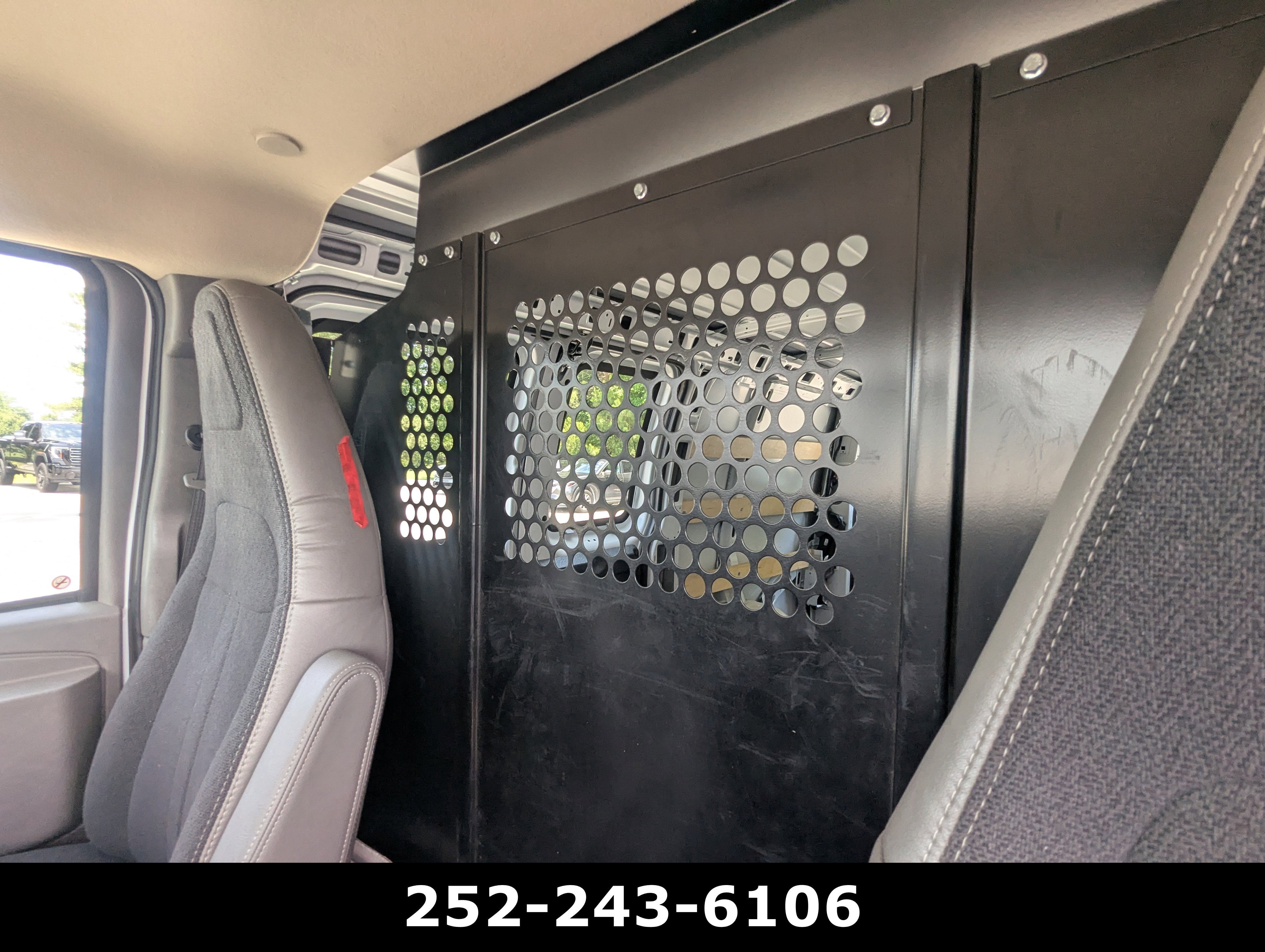 2025 Chevrolet Express Cargo WT