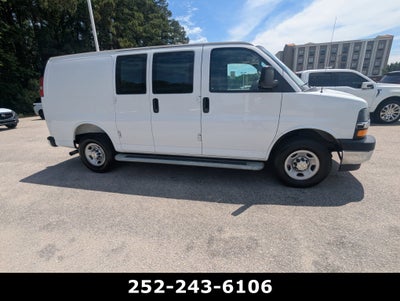 2025 Chevrolet Express Cargo WT