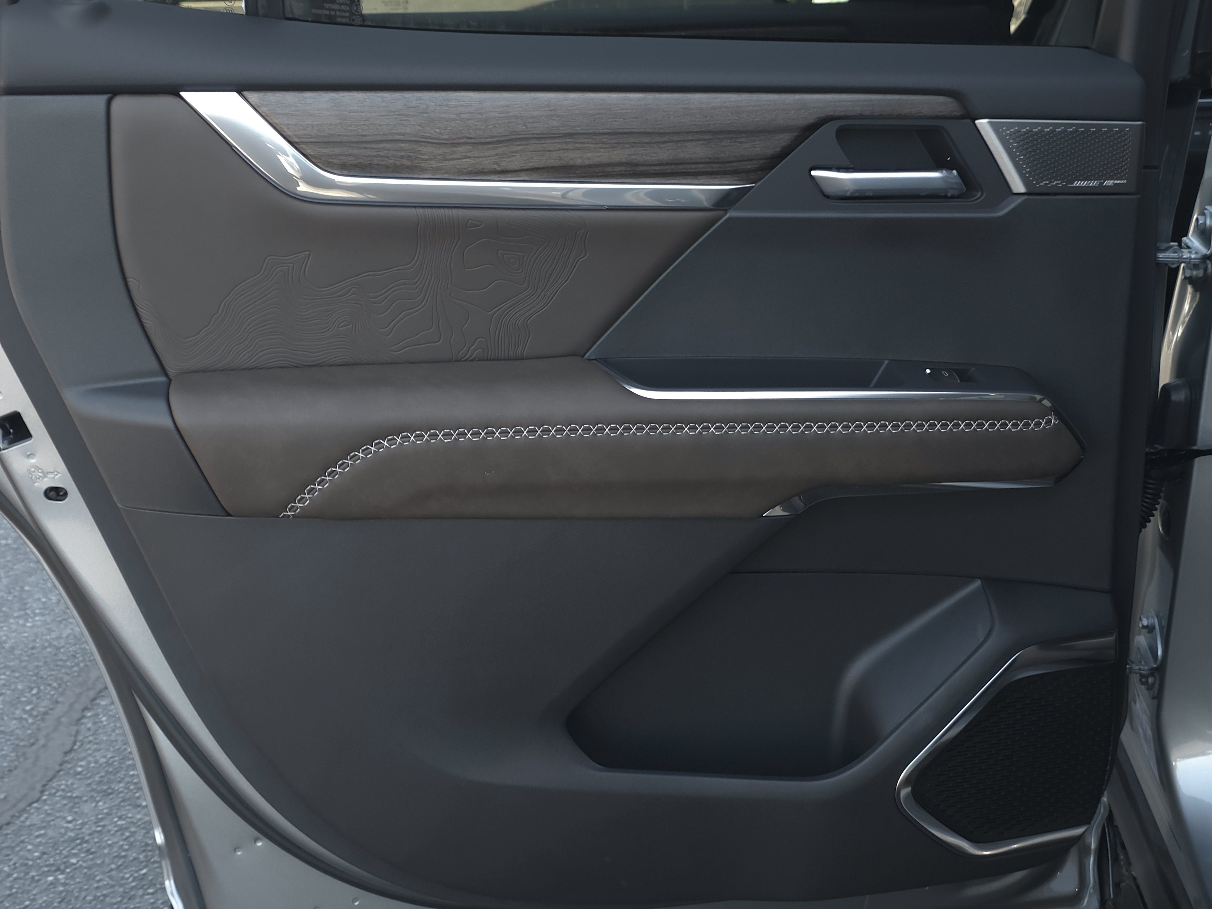 2027 GMC Acadia Denali Ultimate