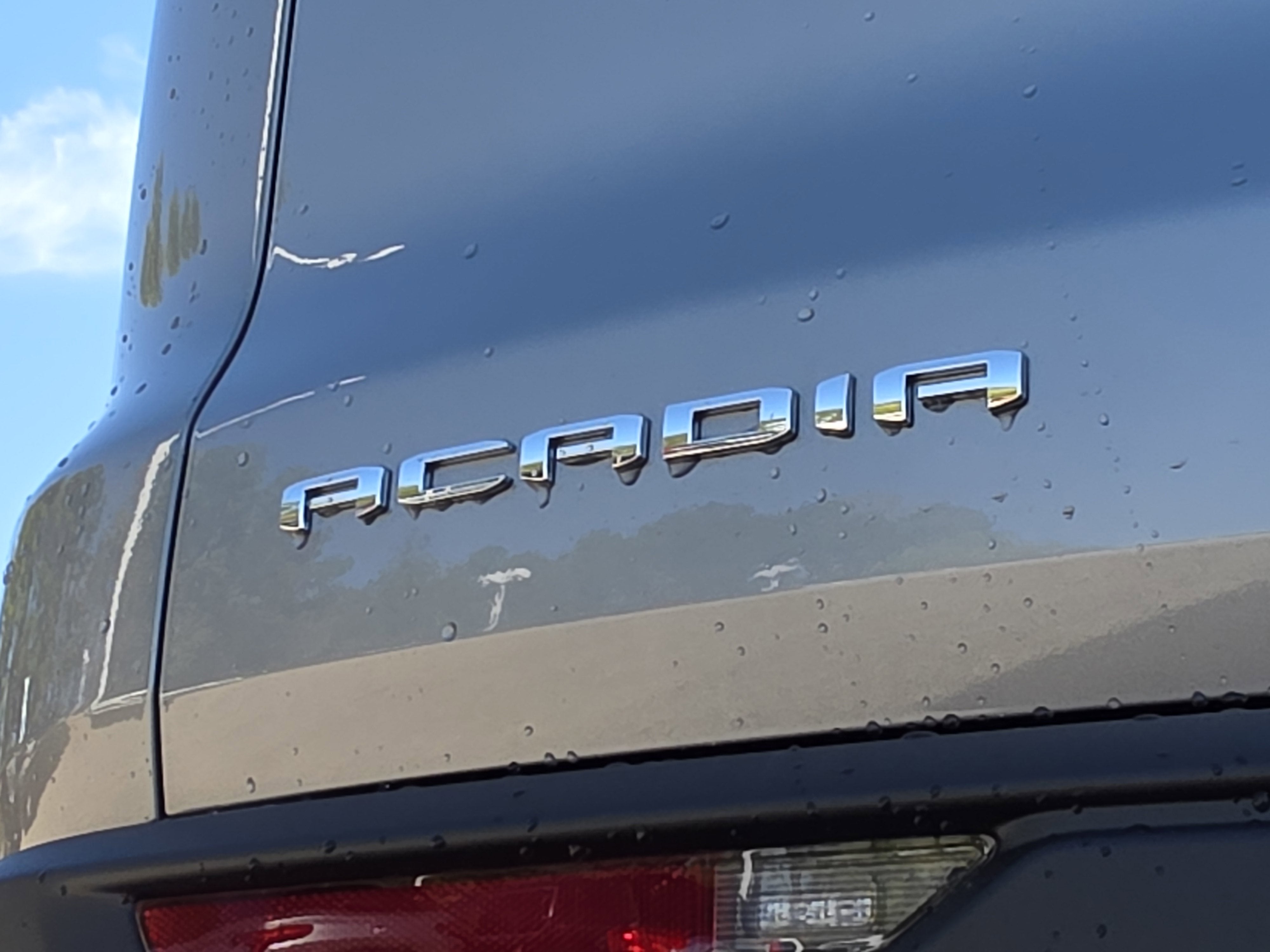 2026 GMC Acadia Elevation