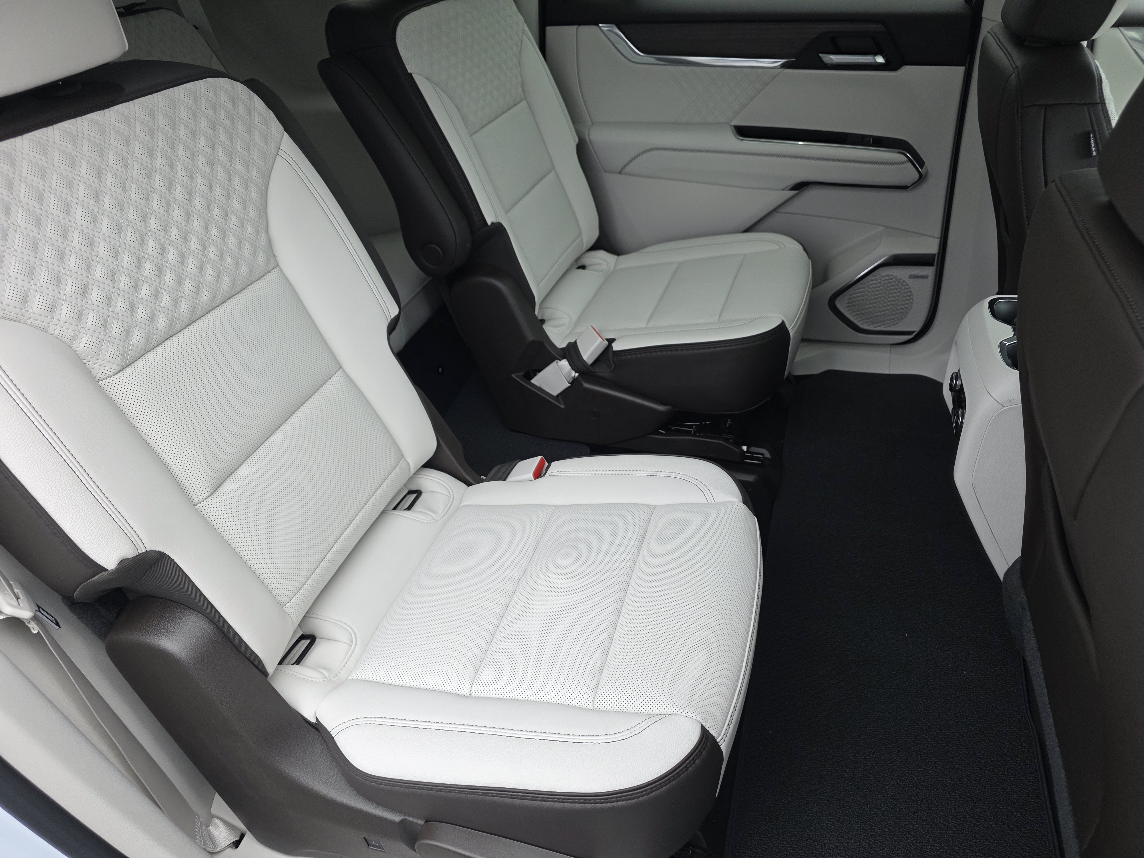 2027 GMC Acadia Denali