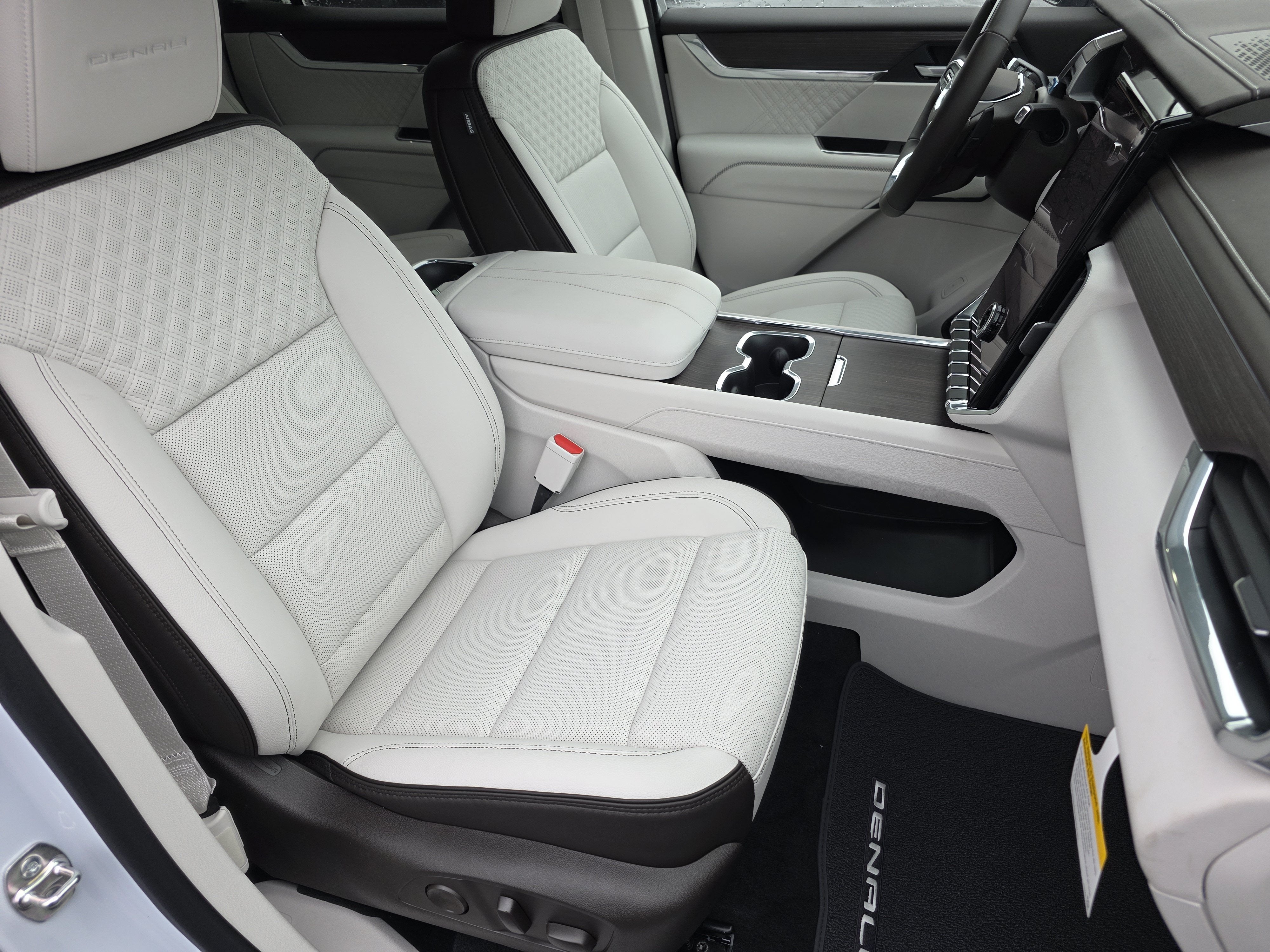 2027 GMC Acadia Denali