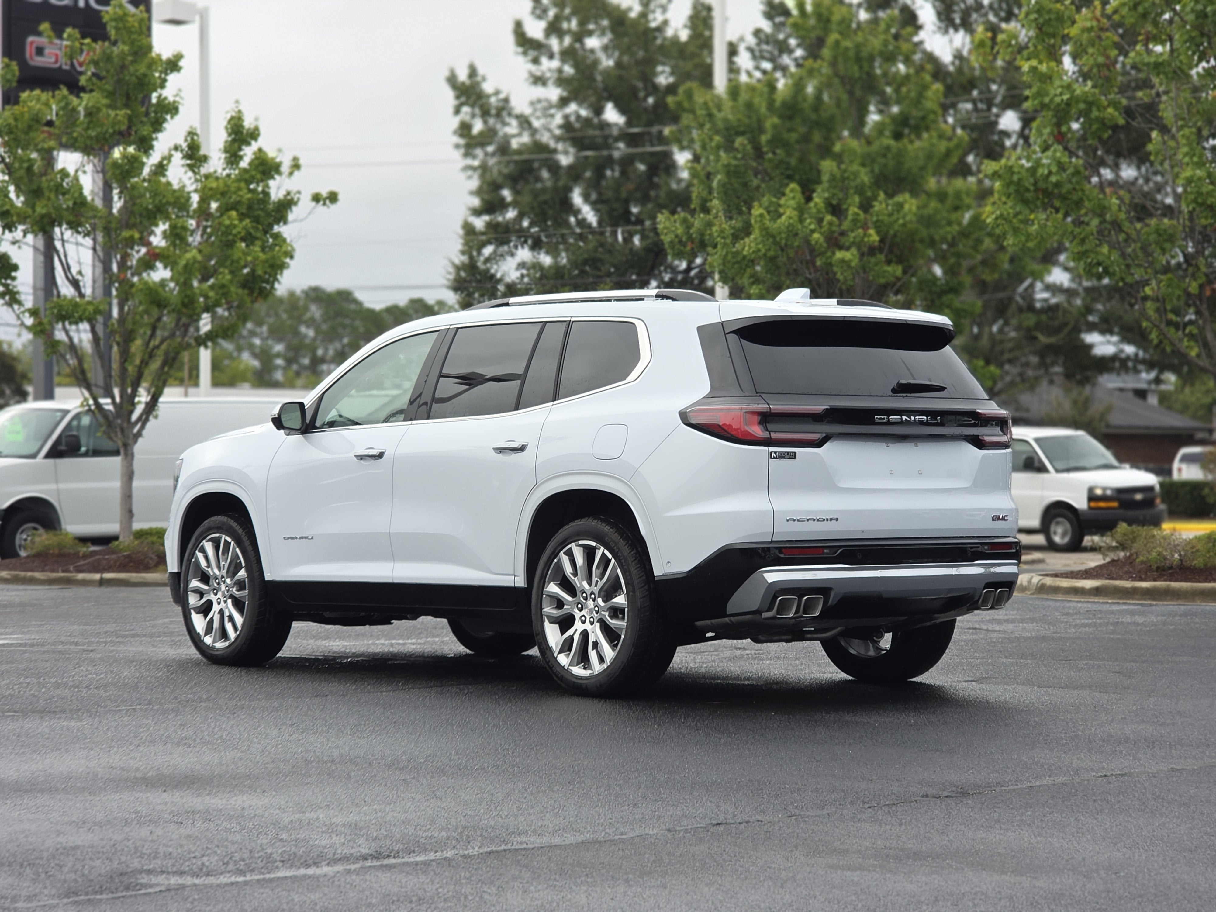 2027 GMC Acadia Denali