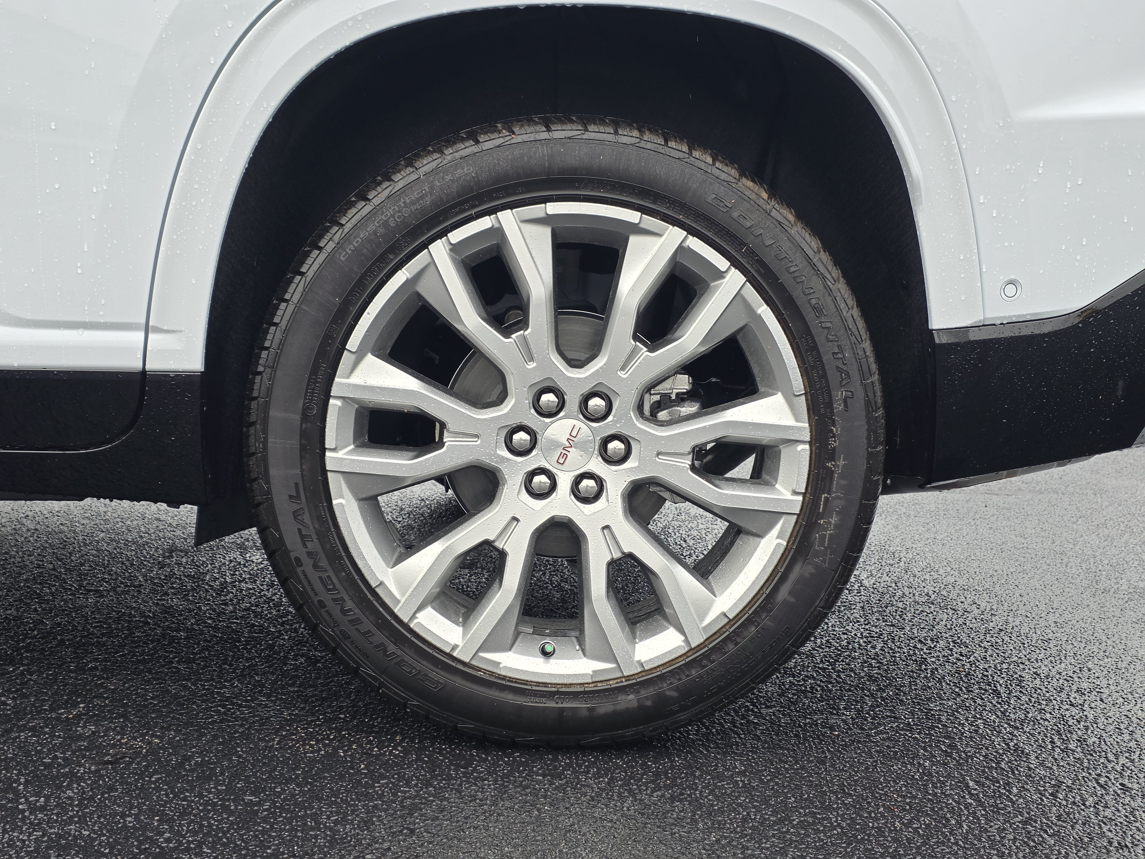 2027 GMC Acadia Denali