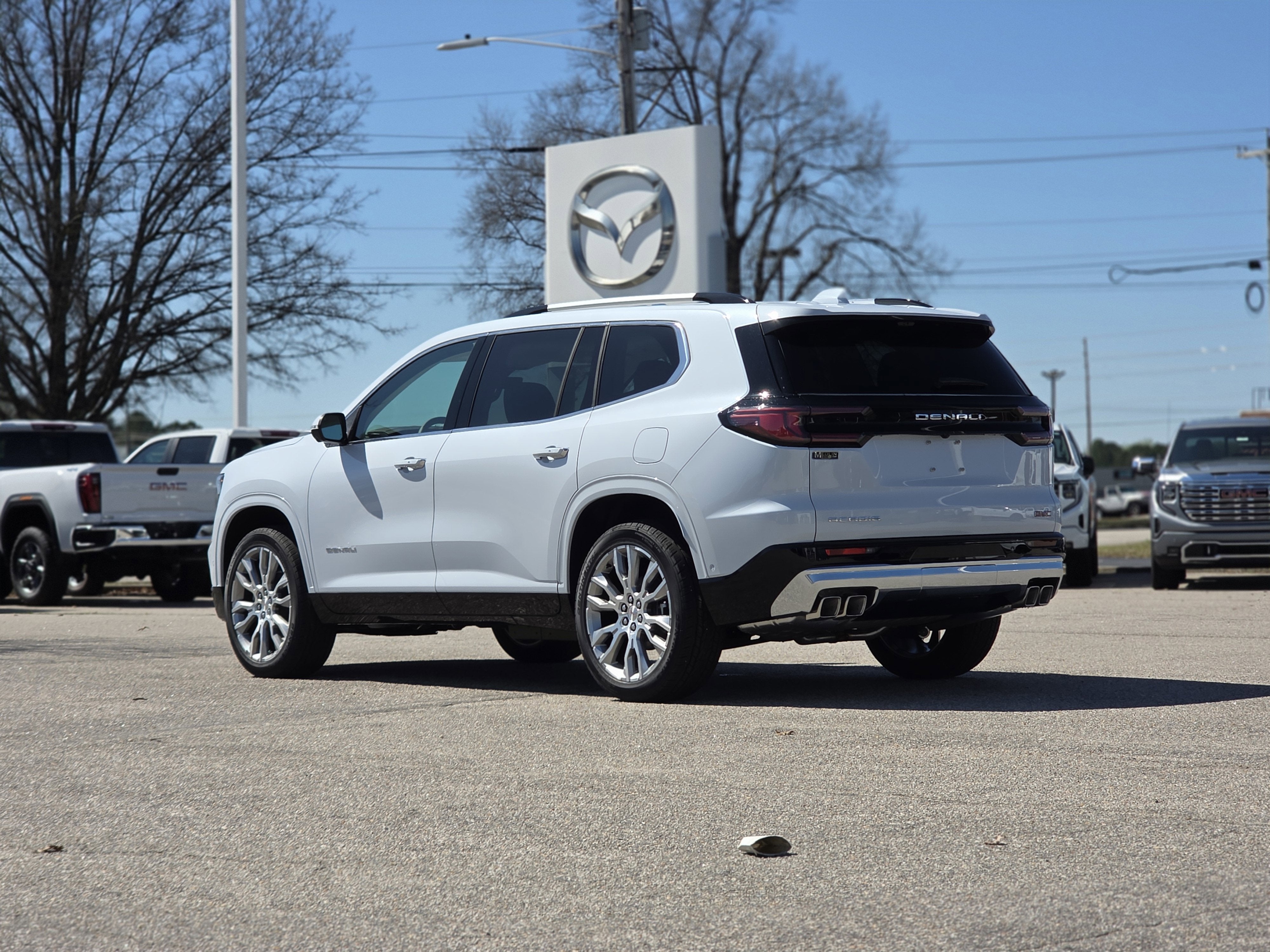 2026 GMC Acadia Denali