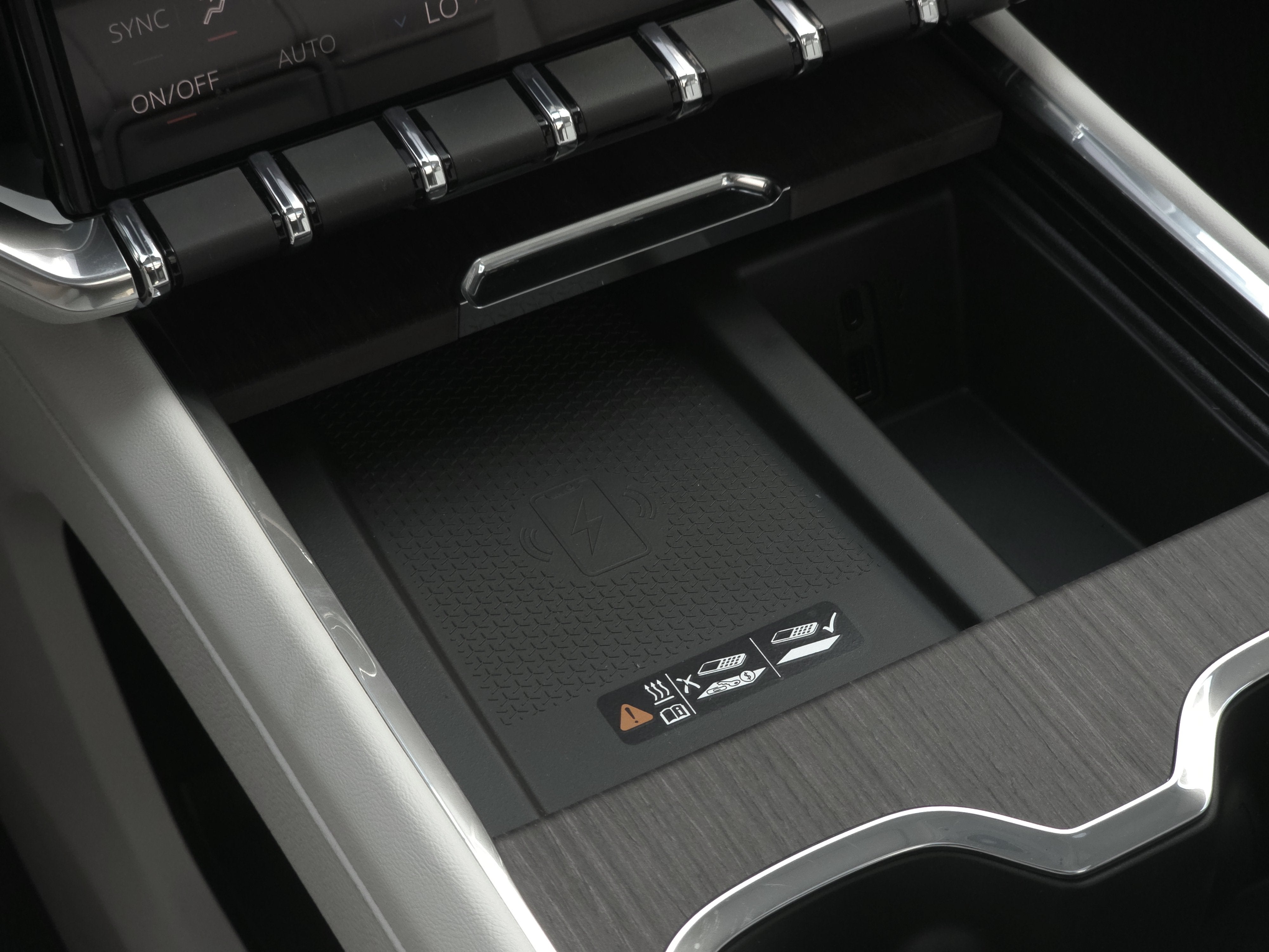 2027 GMC Acadia Denali