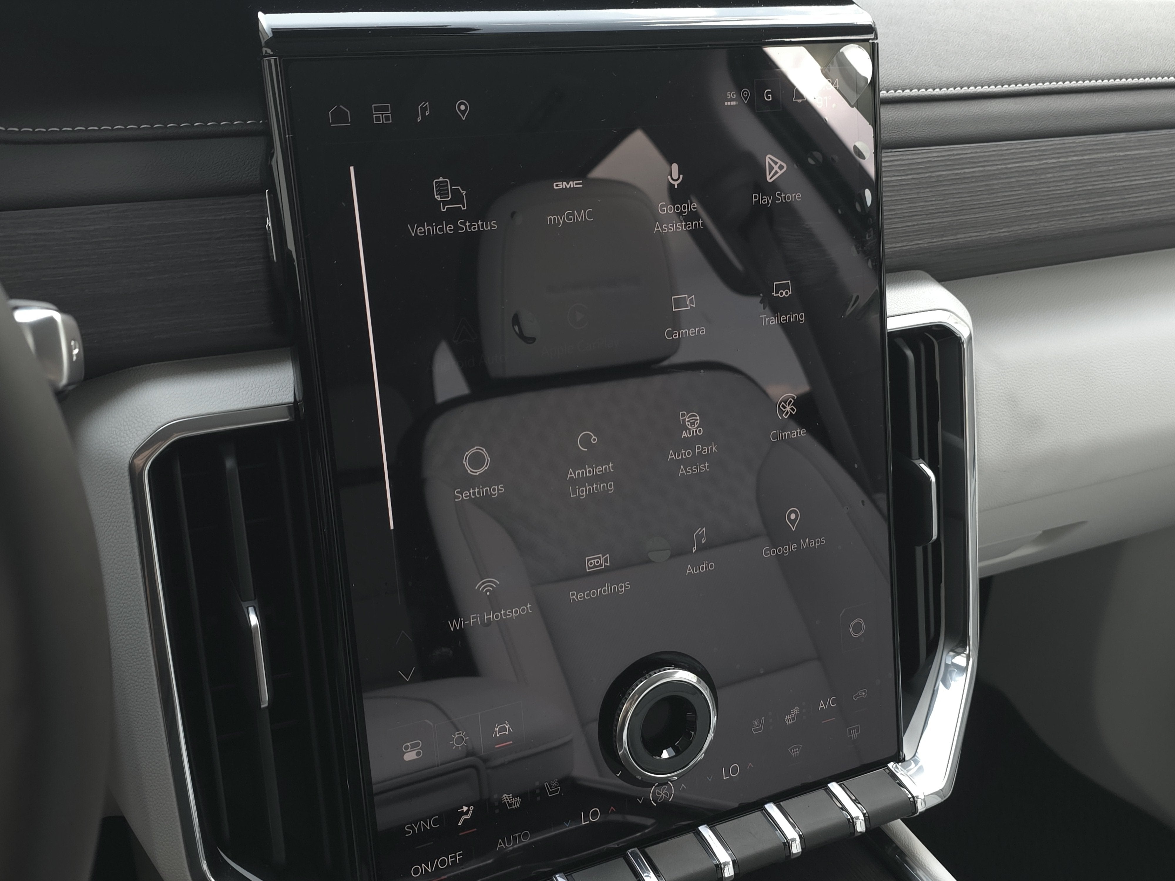 2027 GMC Acadia Denali