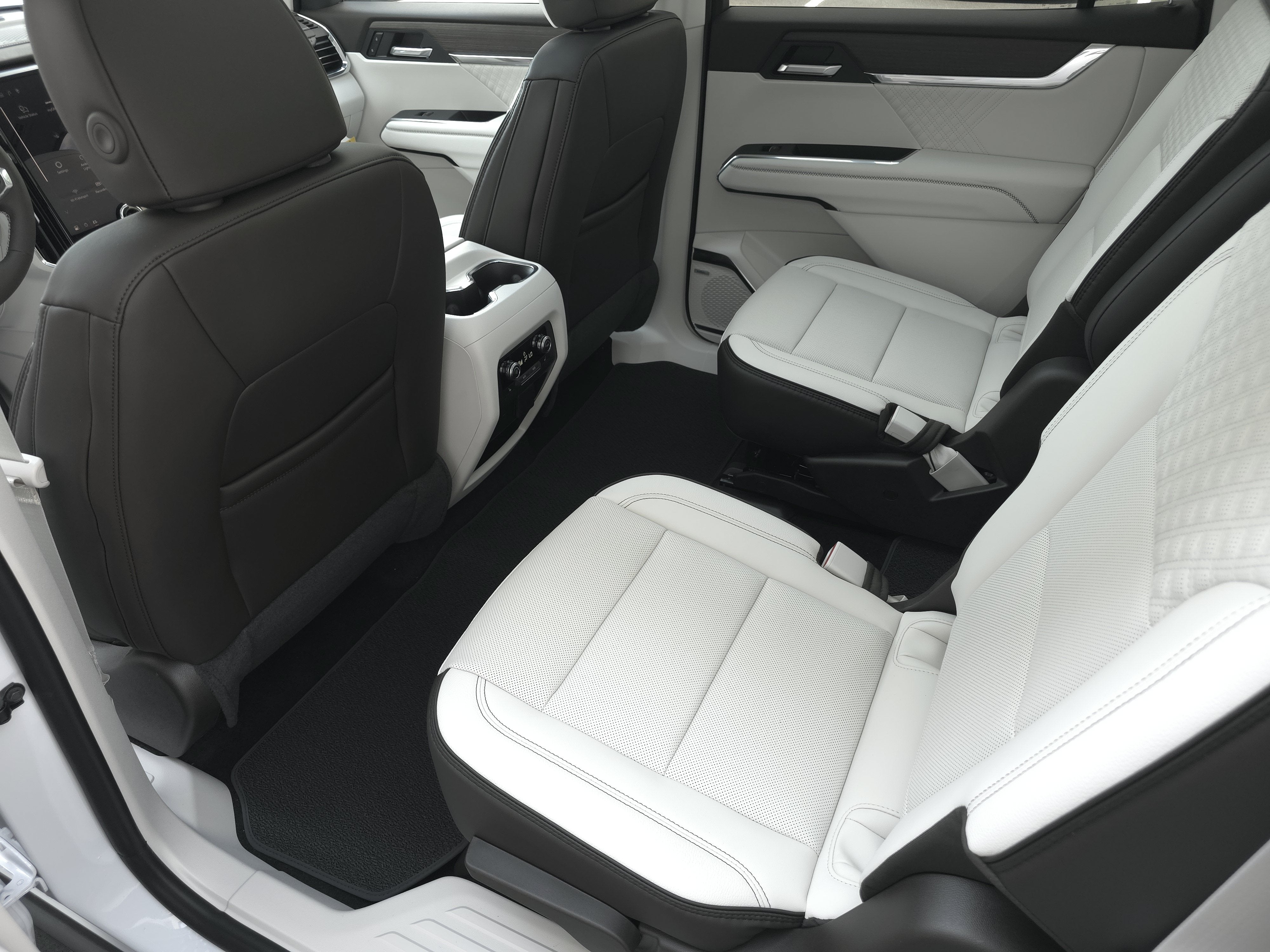 2027 GMC Acadia Denali