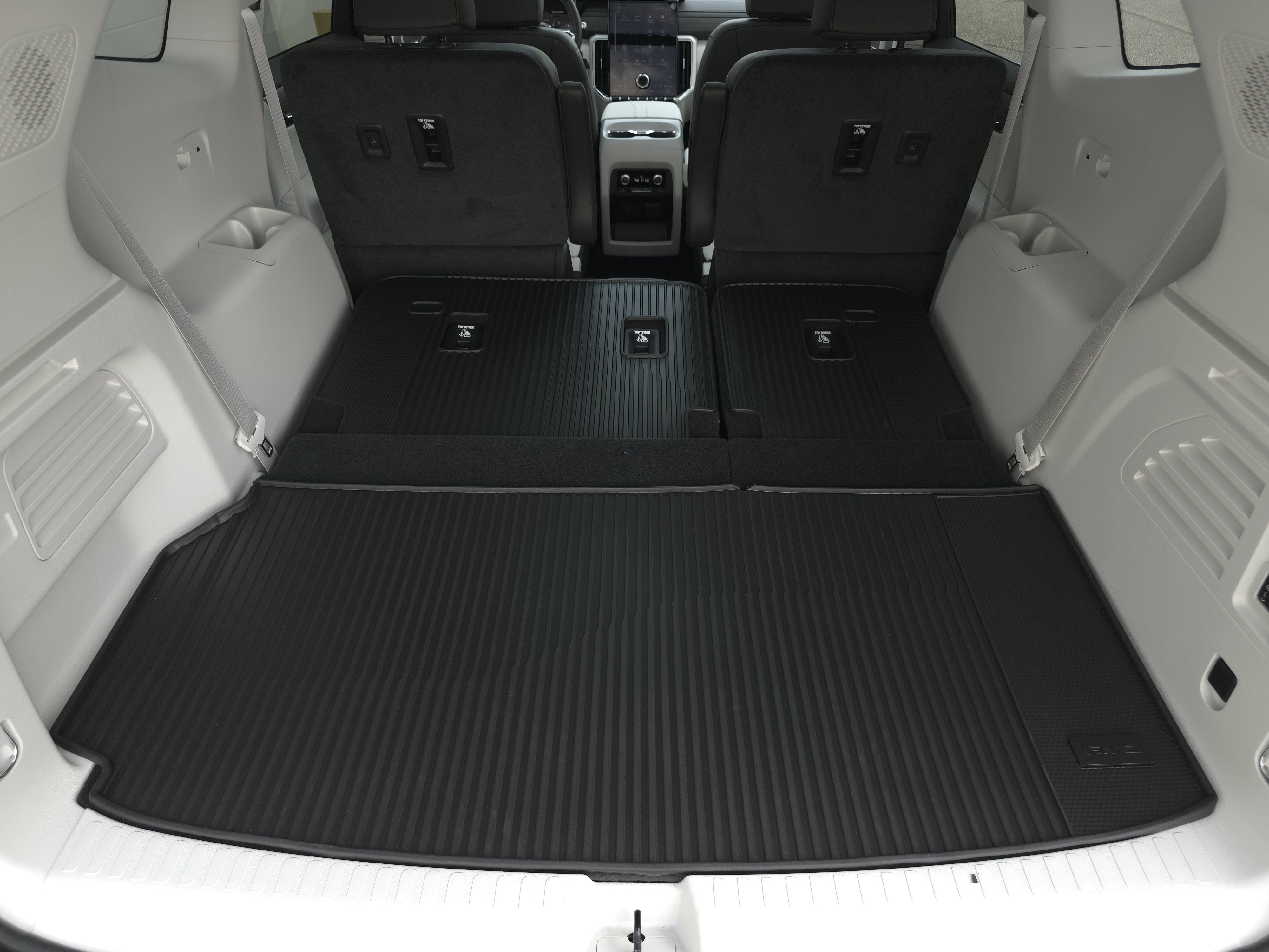 2027 GMC Acadia Denali