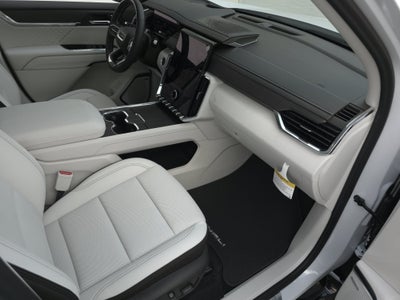 2027 GMC Acadia Denali