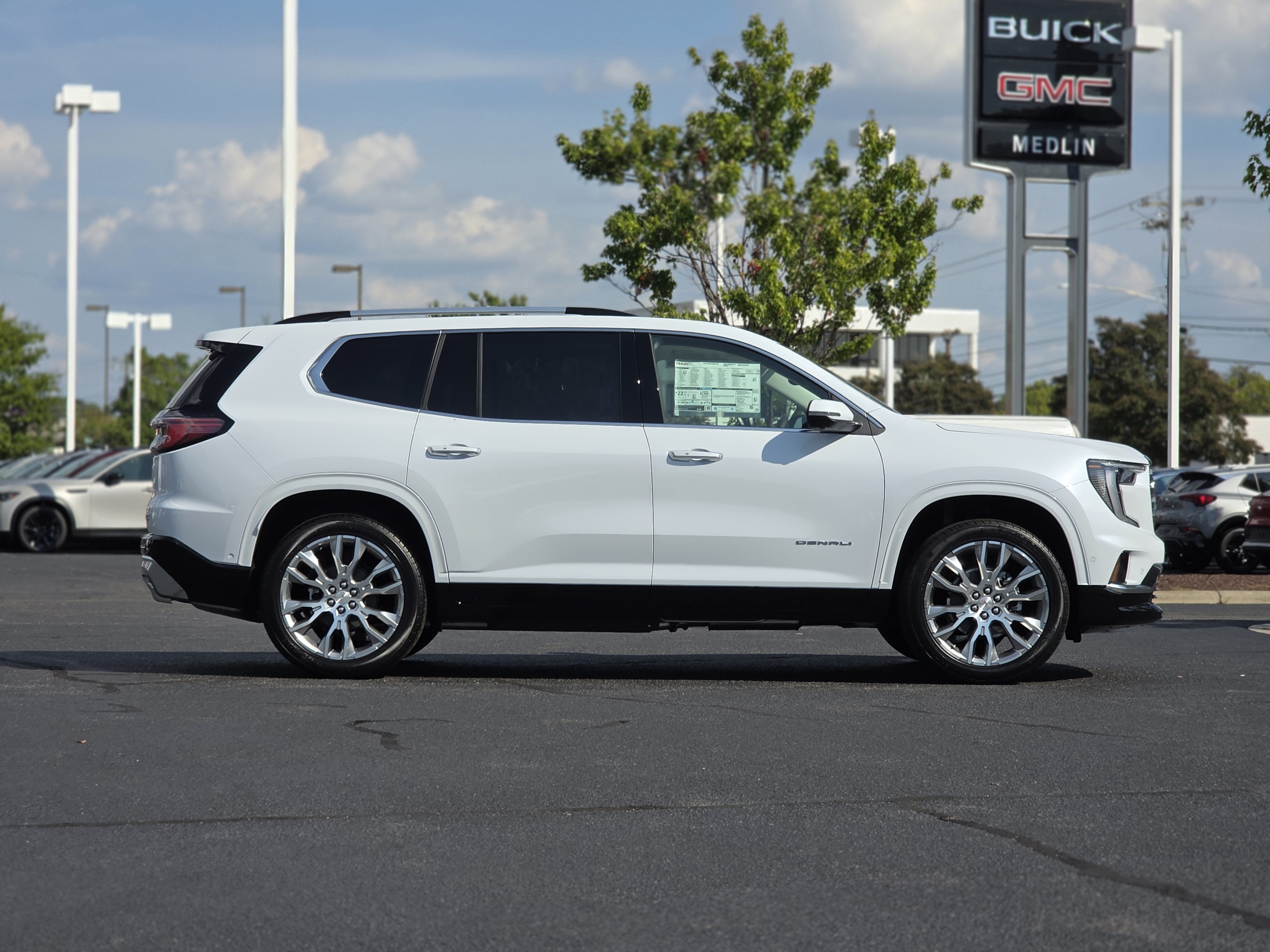 2027 GMC Acadia Denali