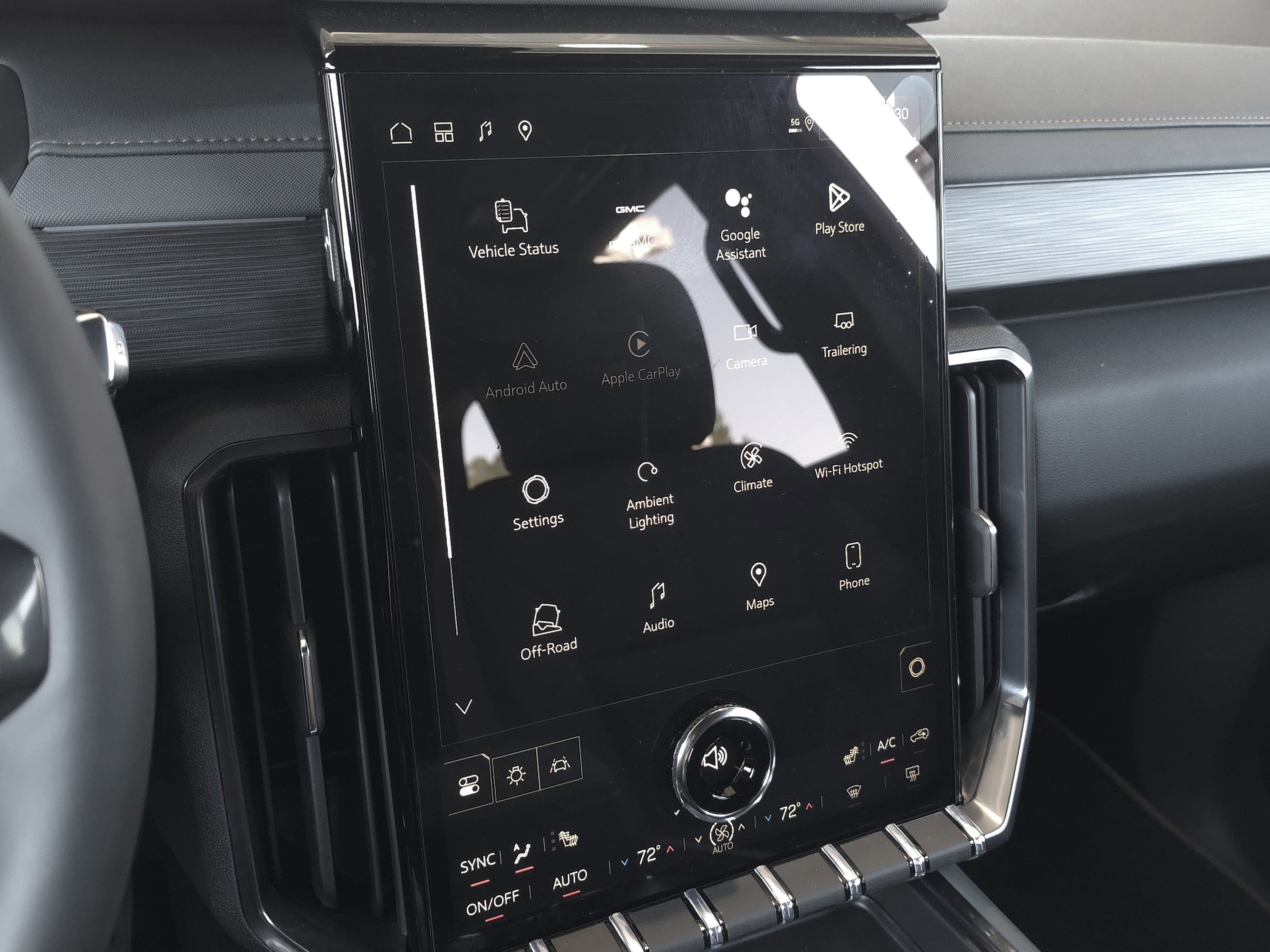 2026 GMC Acadia AT4