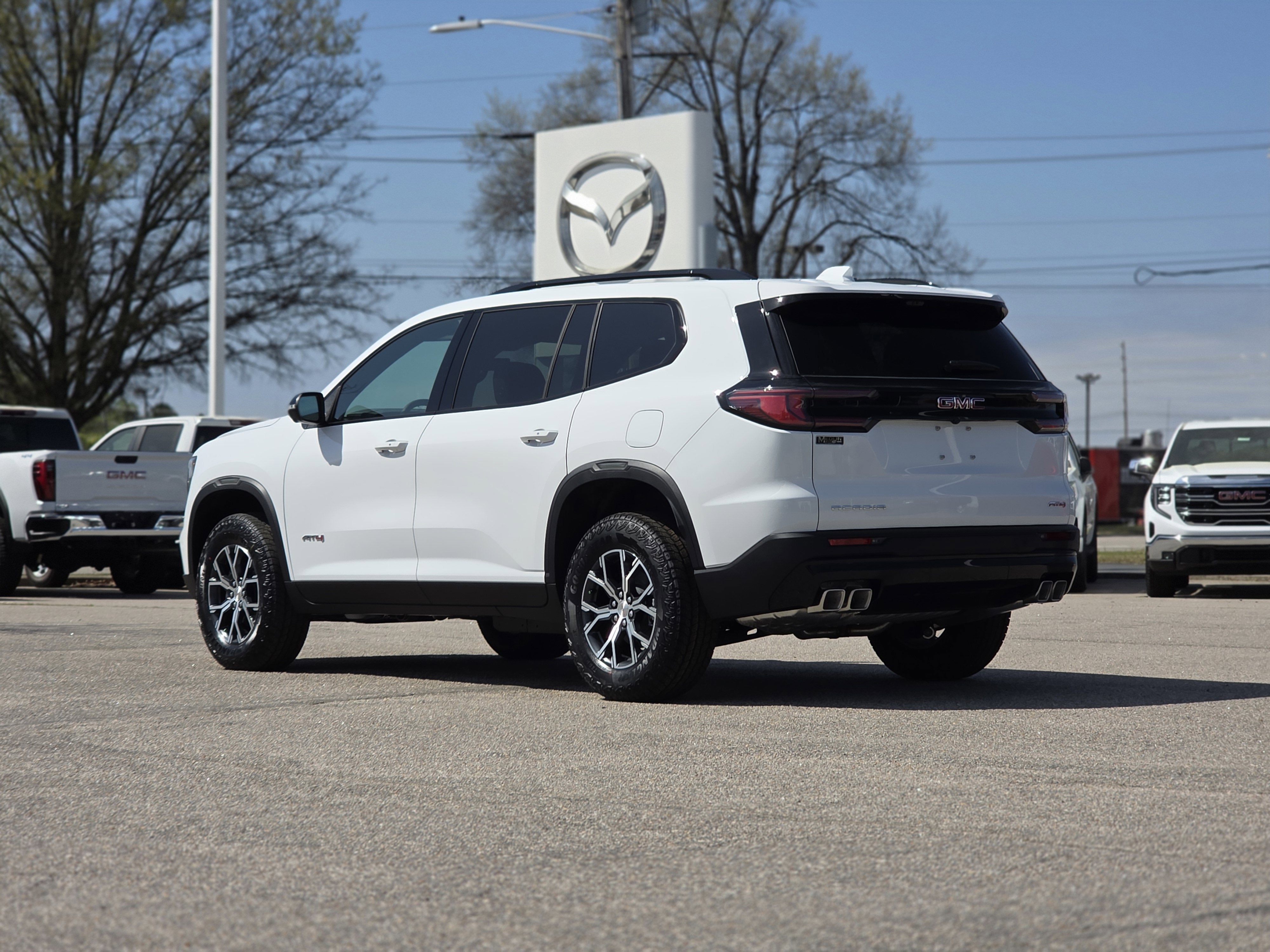 2026 GMC Acadia AT4