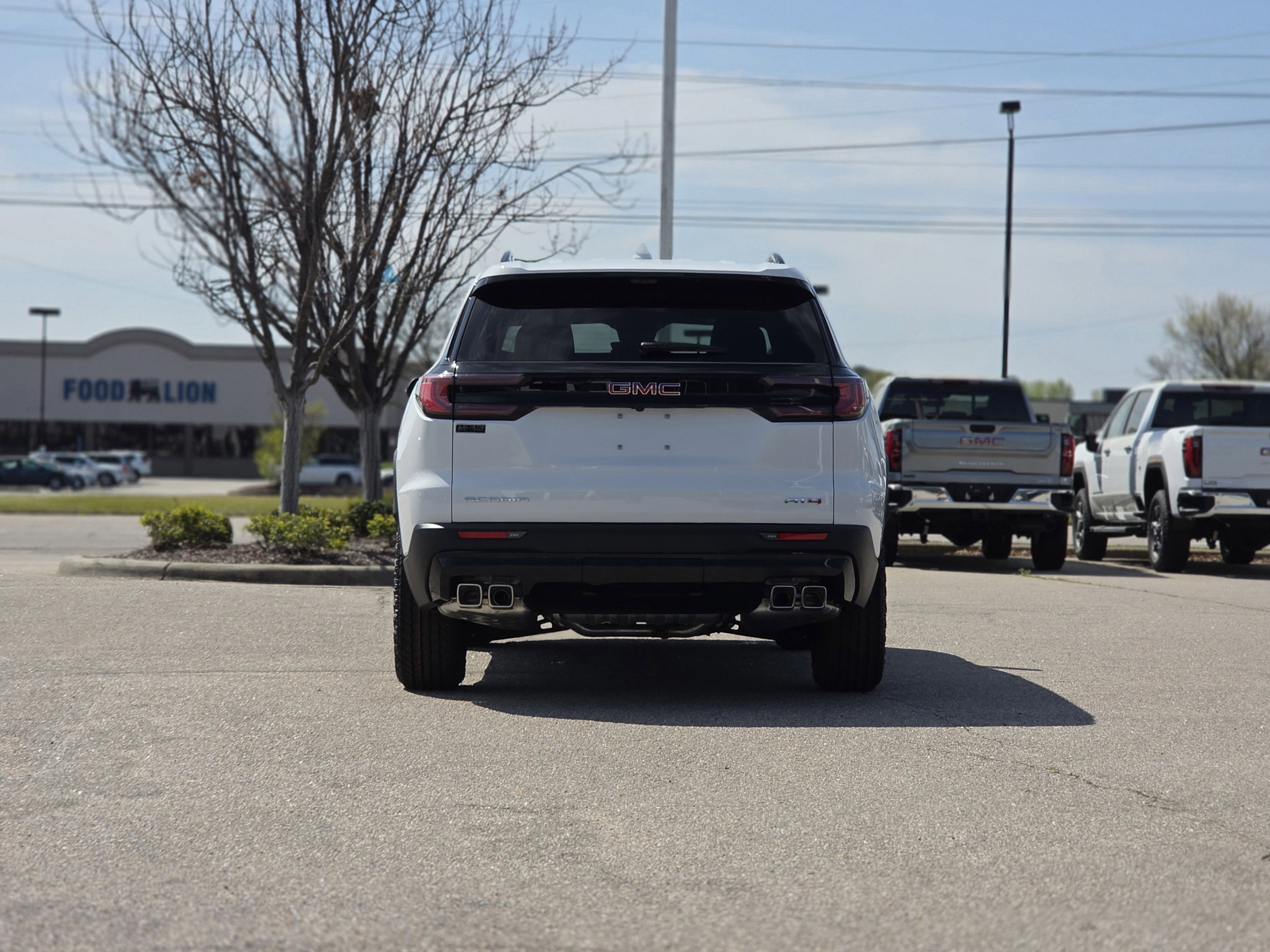 2026 GMC Acadia AT4