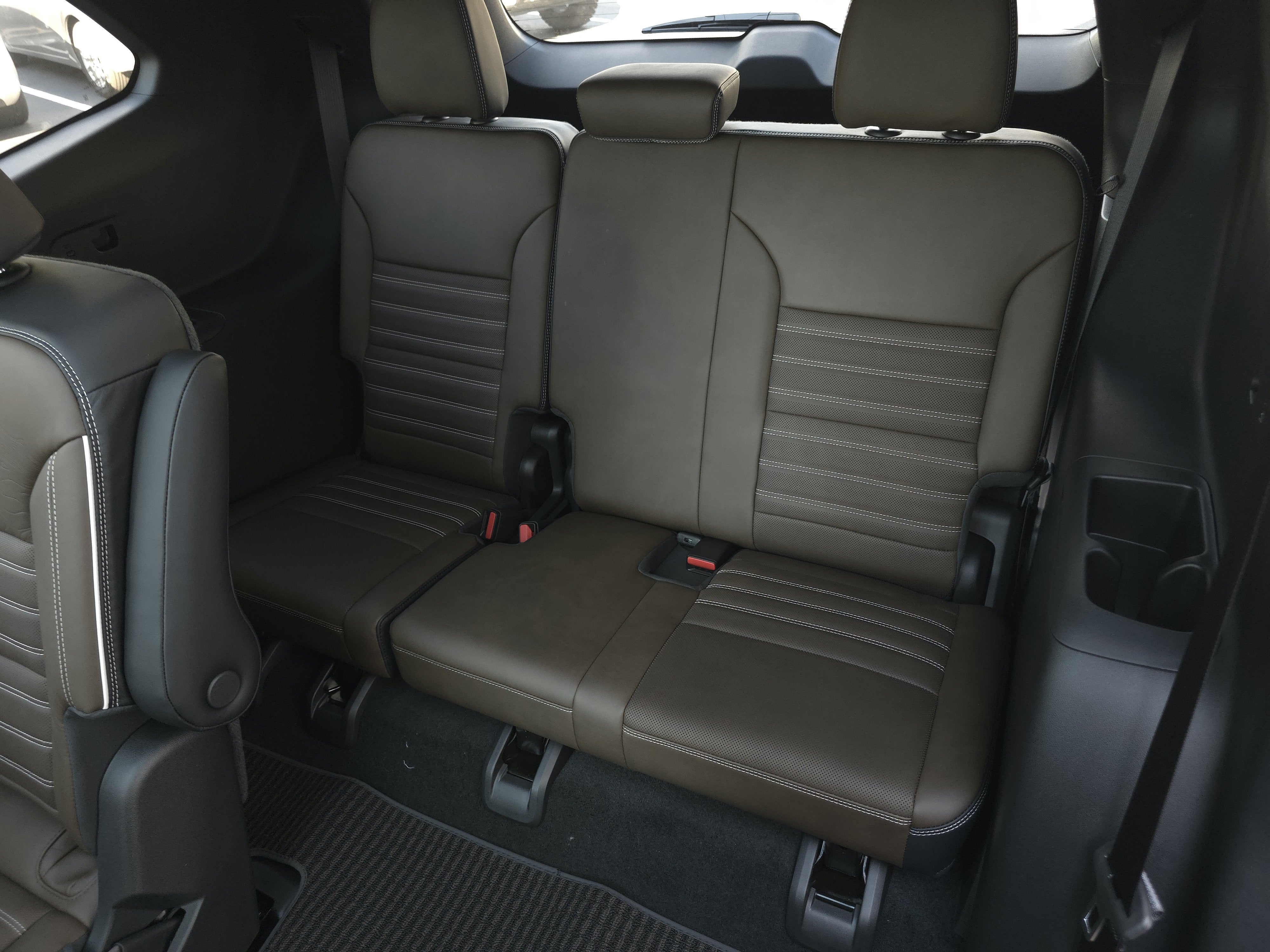 2027 GMC Acadia Denali Ultimate