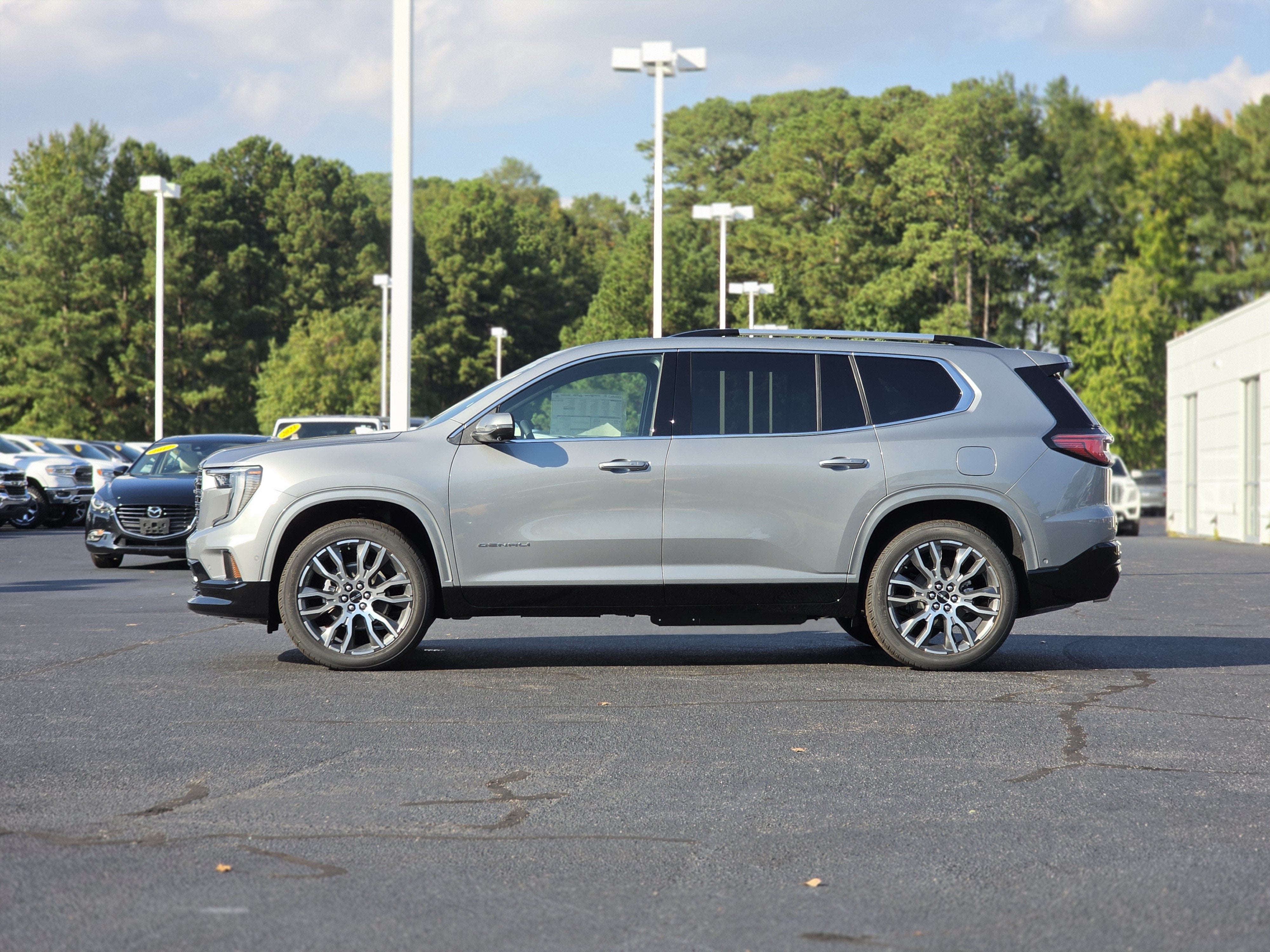 2027 GMC Acadia Denali Ultimate