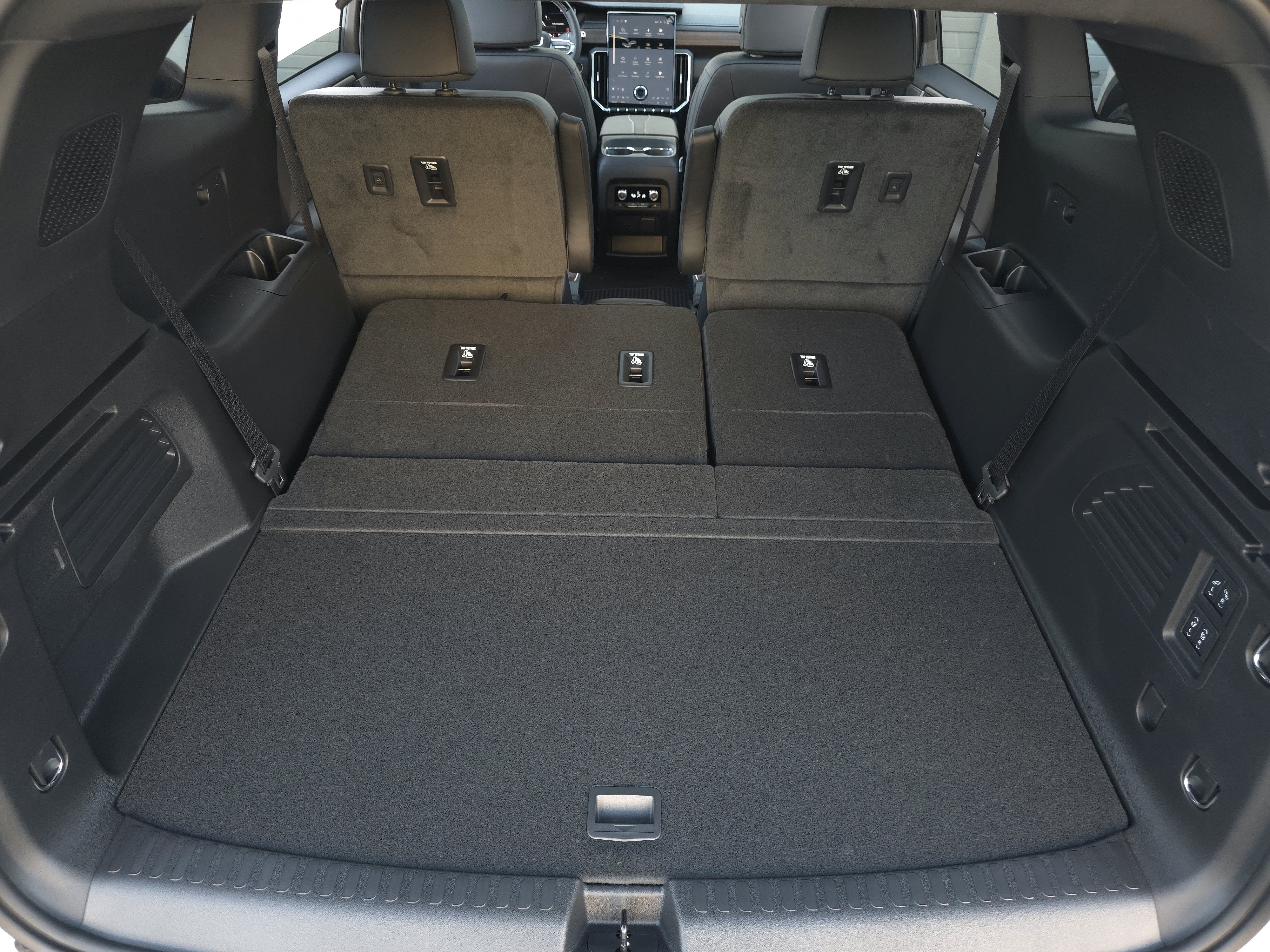 2027 GMC Acadia Denali Ultimate