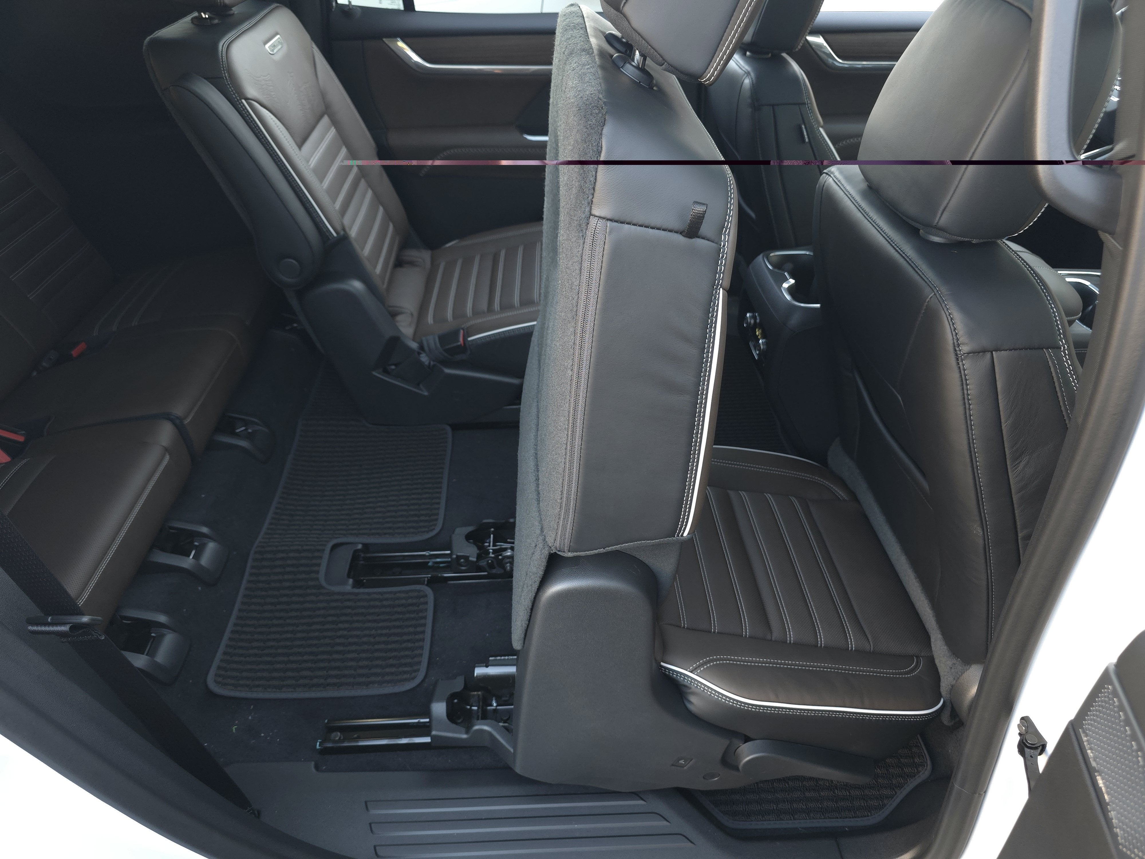 2027 GMC Acadia Denali Ultimate