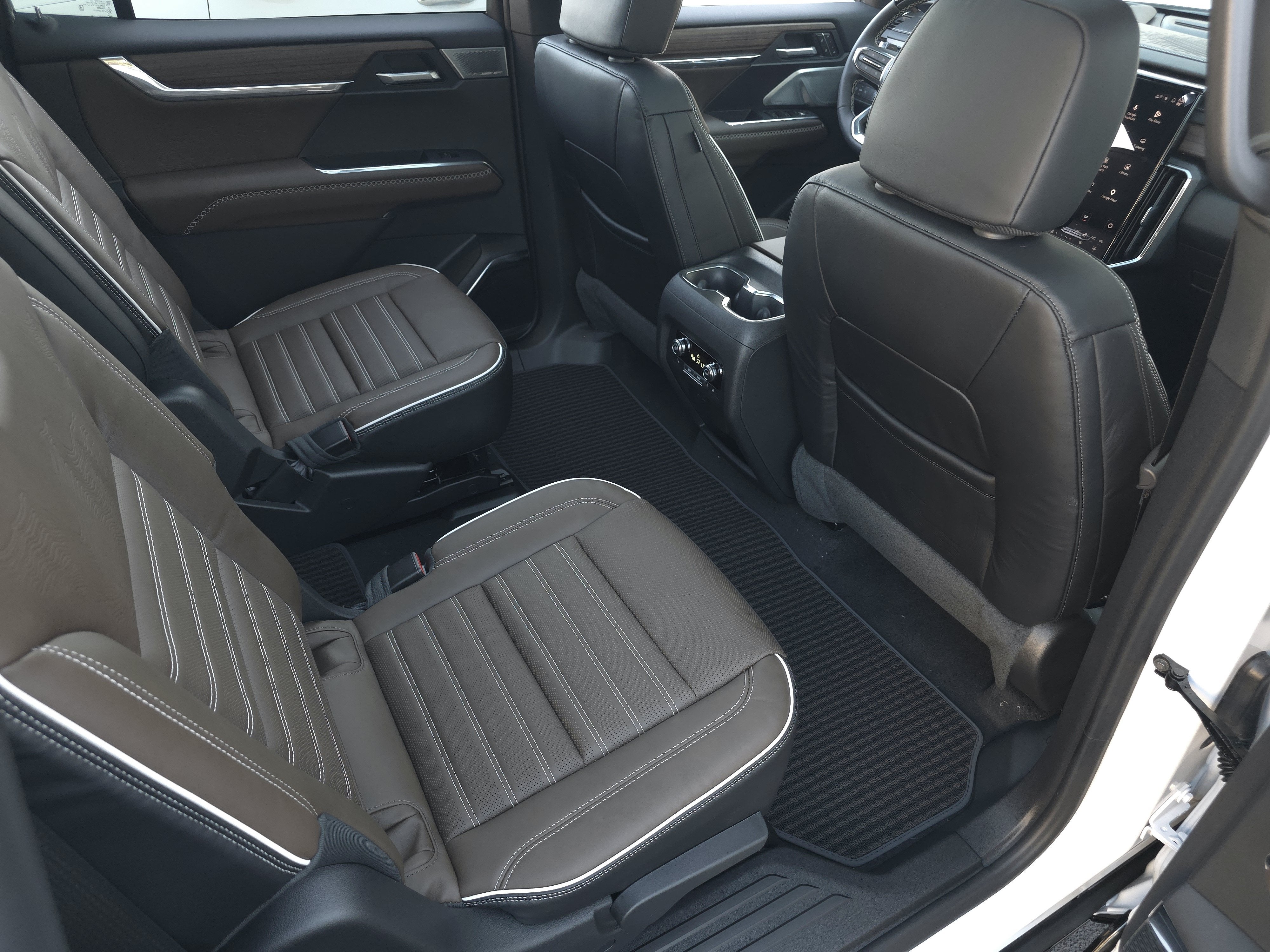 2027 GMC Acadia Denali Ultimate
